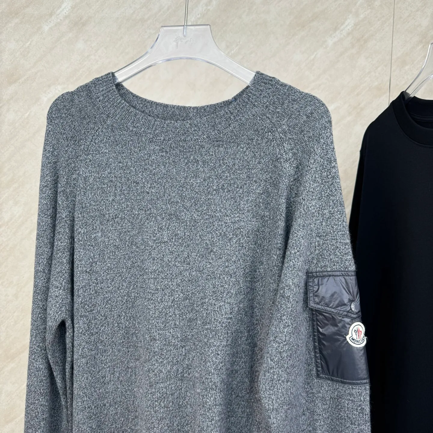 P410 MONCLER round neck long sleeve wool and cashmere sweater SIZE S/M/L/XL