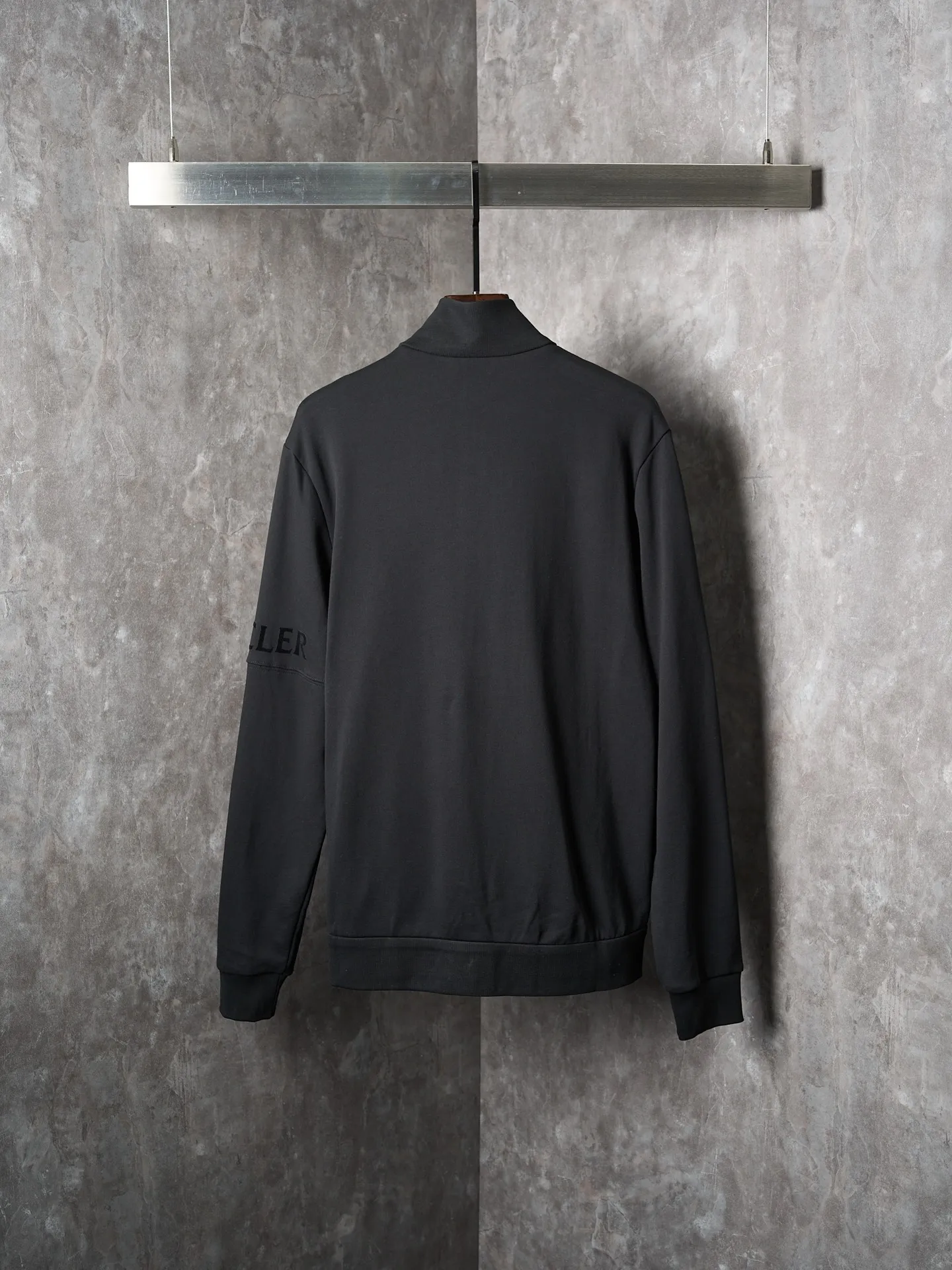 P440 Actual hanging auction] MONCLER/muzzle stand collar cotton solid color patch armband zipper sweatshirt [Ready stock] S M L