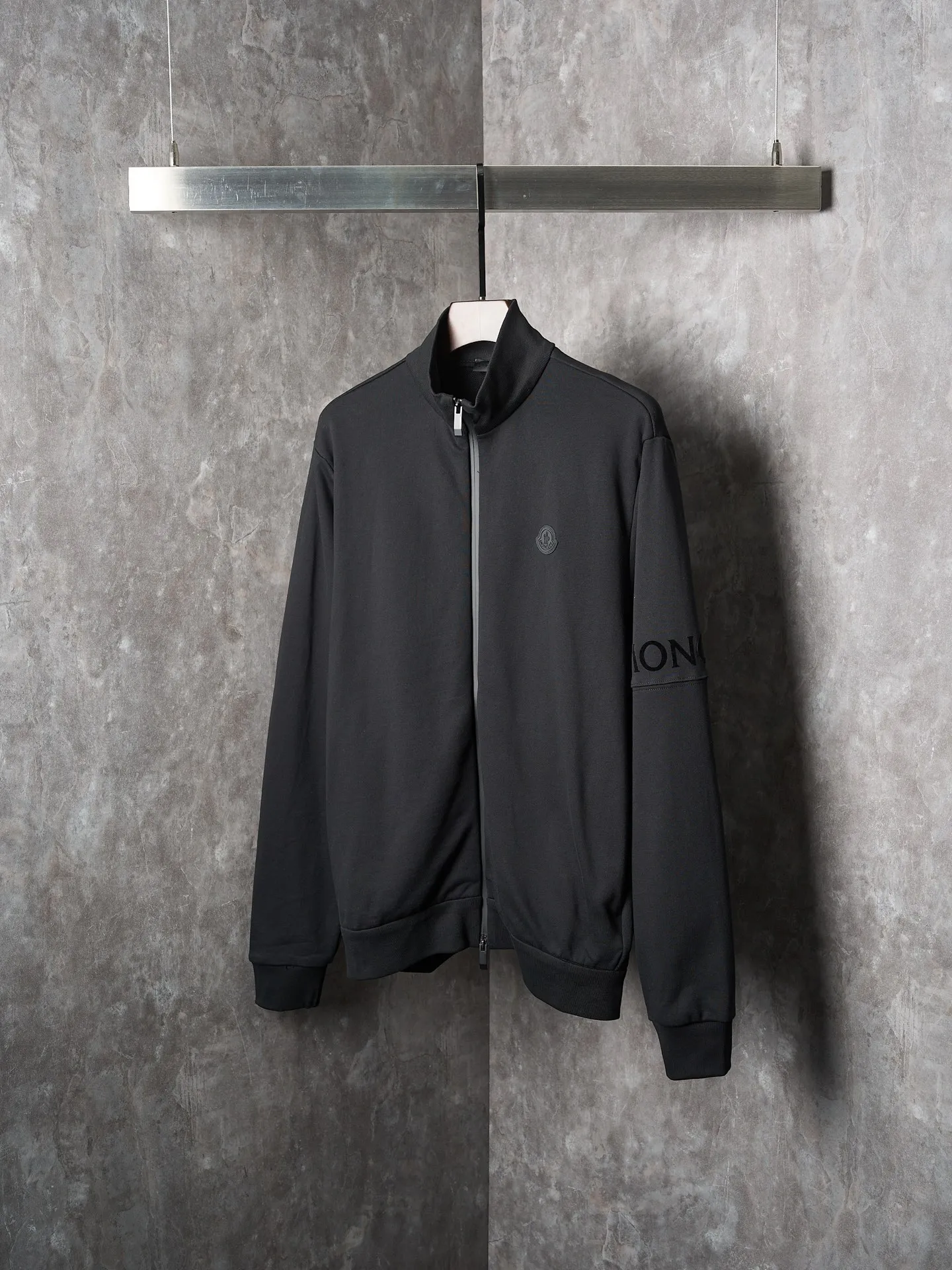 P440 Actual hanging auction] MONCLER/muzzle stand collar cotton solid color patch armband zipper sweatshirt [Ready stock] S M L