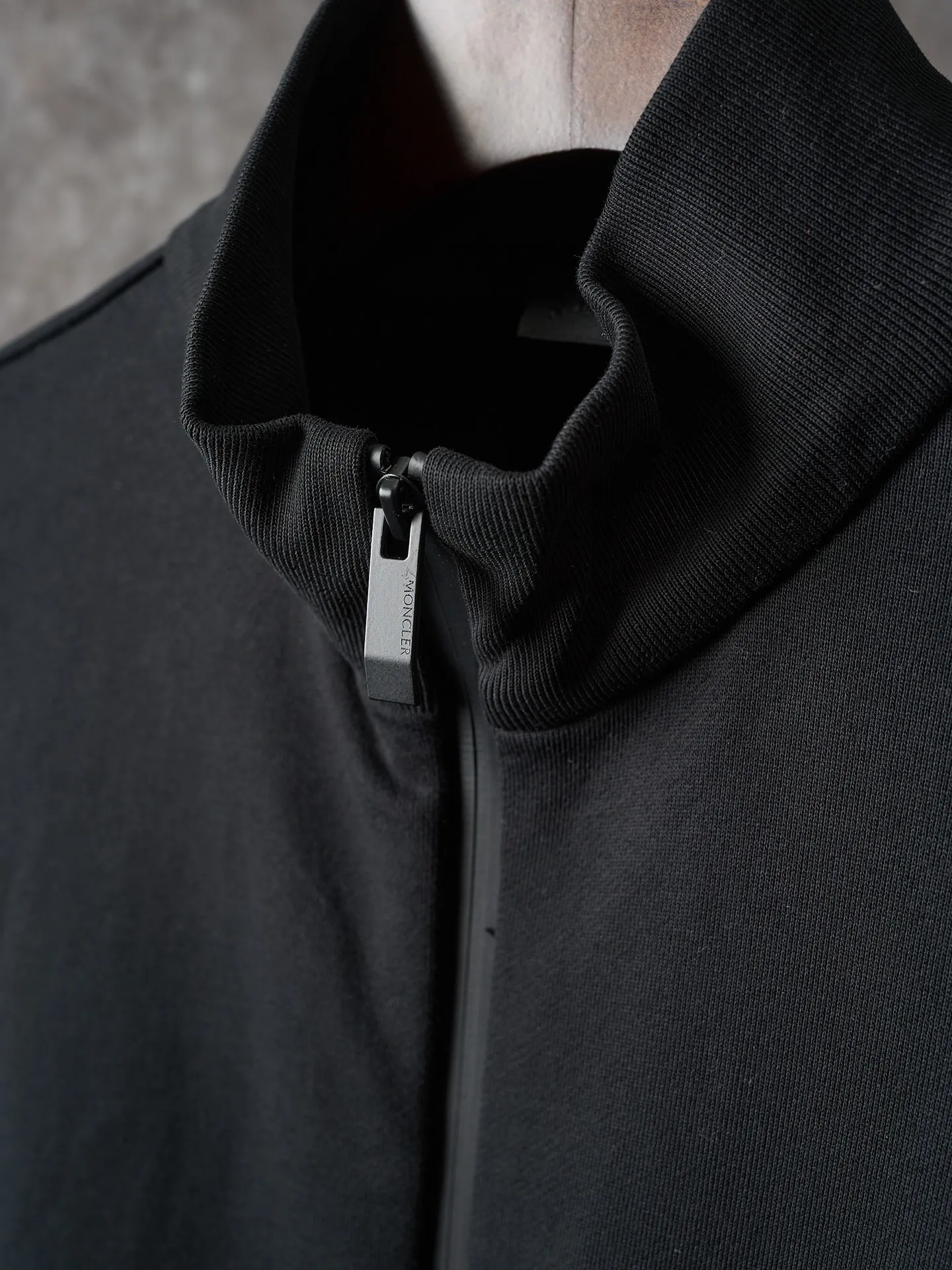 P440 Actual hanging auction] MONCLER/muzzle stand collar cotton solid color patch armband zipper sweatshirt [Ready stock] S M L