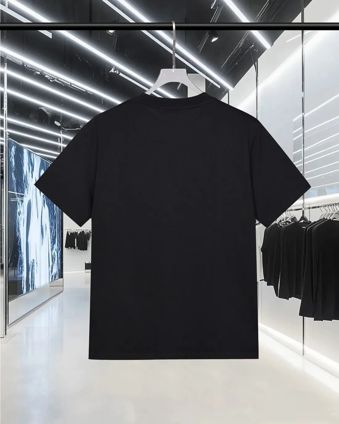 P150 MONCLER/muzzled 300g pure cotton round neck short-sleeved T-shirt. Brand classic. Three-dimensional monster offset letter LOGO embossing process. 2025ss official synchronization. High version. High quality. Fashionable personality. Versatile trend. Pure original quality. Original fabric. Tag. Collar label. Washed wheat. Three labels complete. Color: Black. White. Size: S M L XL XXL