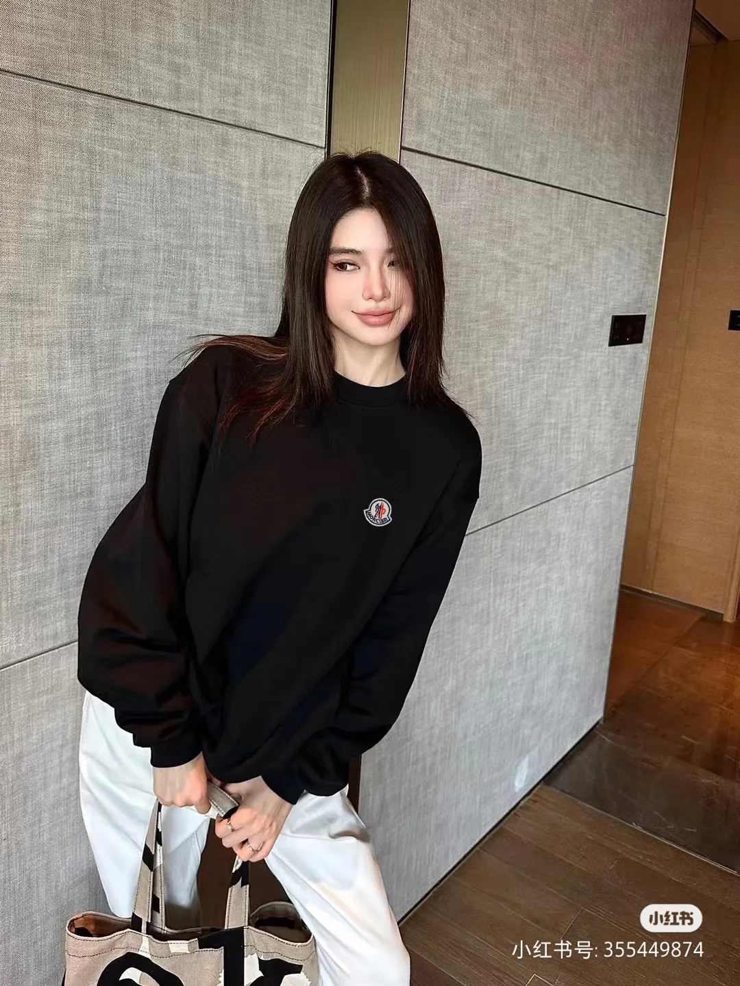 P200 [Moncler] 2025 autumn and winter new round neck sweatshirt High-end pure cotton double-ply 400g heavy terry cloth fabric Color: Black White Size: S M L XL 2XL