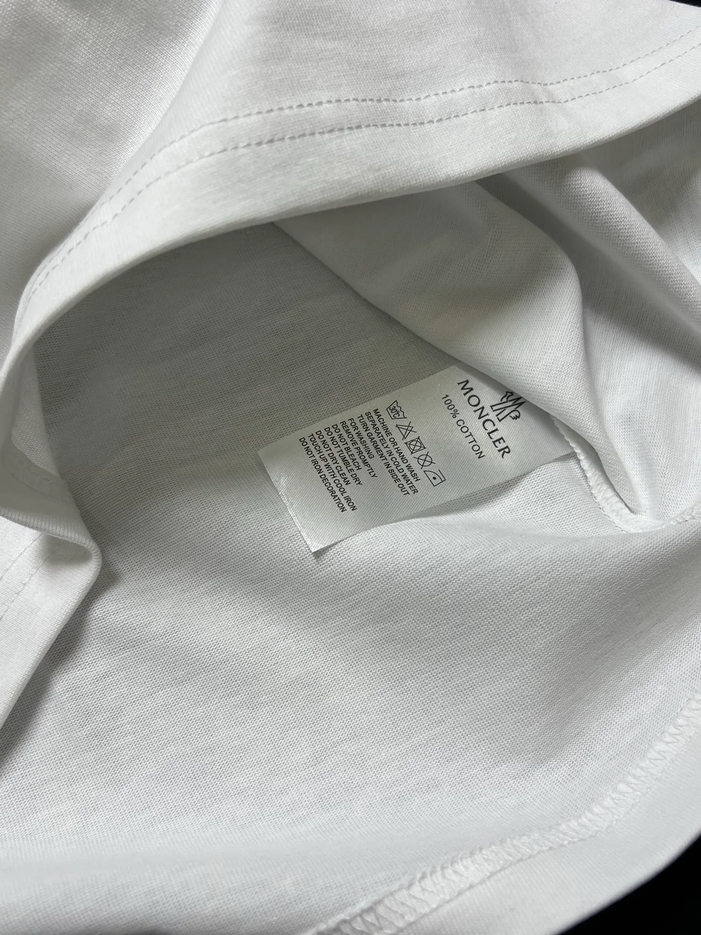 P160 MONCLER short-sleeved T-shirt Color: black white Size xs-L a Fabric: 280g