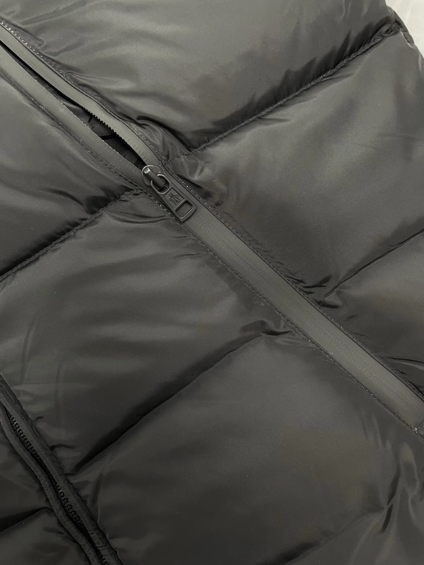 P1030 (high version) Moncler-muzzled-inner placket embroidered letter down jacket Size:1 2 3 4 5