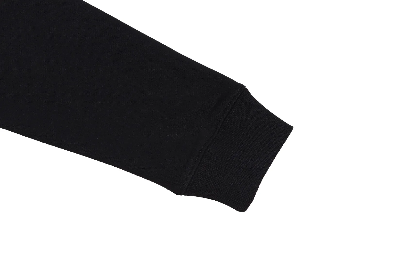 P210 High-version sweatshirt) [Long-term stock] 〖𝐌𝐎𝐍𝐂𝐋𝐄𝐑~Mask〗 Made of 440g heavy-weight fabric. It is different from the market currency. It can be matched with any variety and is properly handsome. 😎The whole dress is made of double waistcoats. The double waistcoats make the whole dress more three-dimensional. Not ordinary factories can do such fine work. 2025 Spring runway version of the T stage, on sale at the counter, round neck terry sweatshirt, high-end double-strand pure cotton, custom-made stretch ribs, dyed in the same vat, complete with three standards, matched with exquisite embroidered LOGO on the chest, simple and advanced, same style for men and women. Color: black, apricot, white, size: S M L XL 2XL