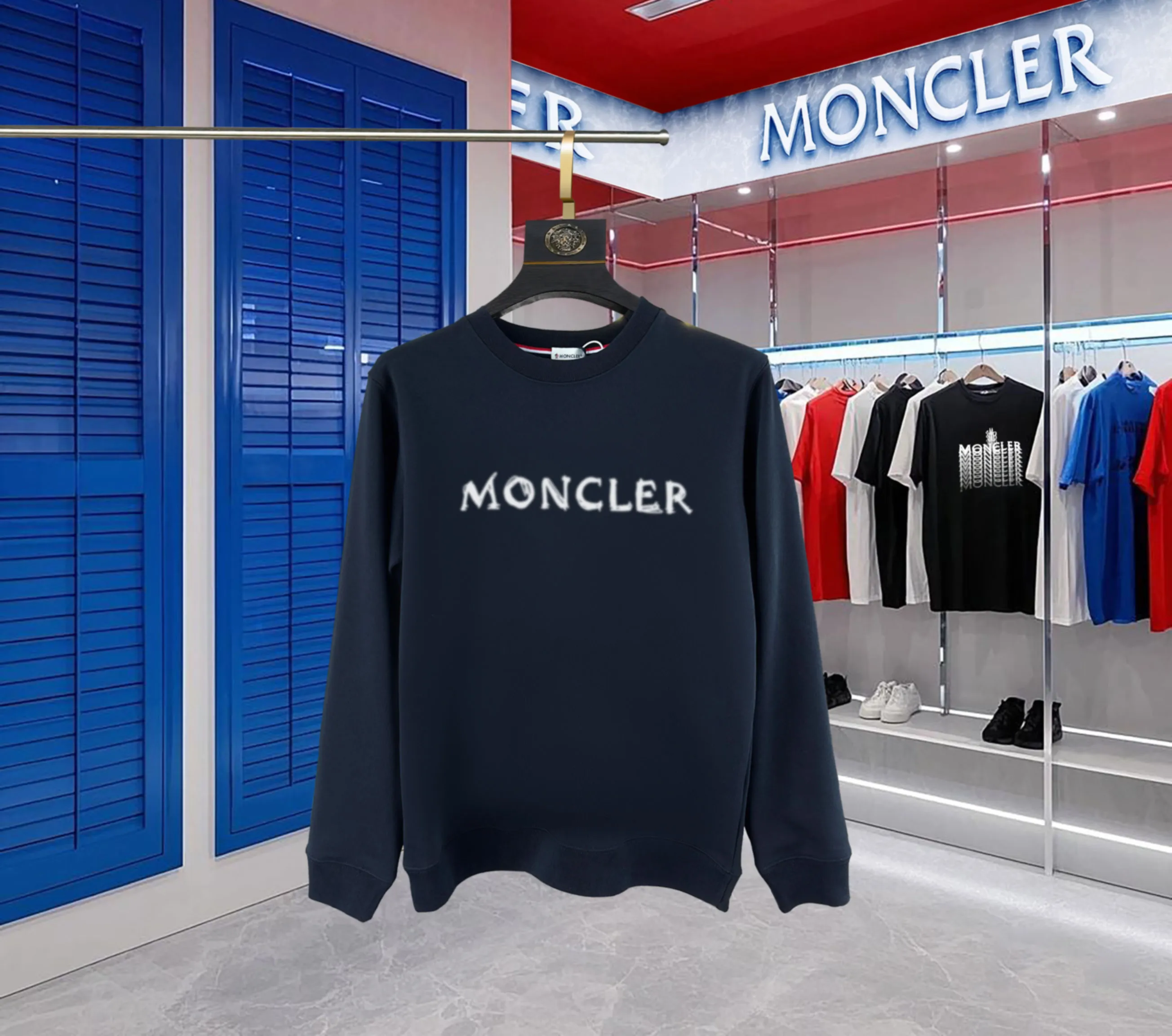 P210 High-version sweatshirt) [Long-term stock] 〖𝐌𝐎𝐍𝐂𝐋𝐄𝐑~Mask〗 Made of 440g heavy-weight fabric. It is different from the market currency. It can be matched with any variety and is properly handsome. 😎The whole dress is made of double waistcoats. The double waistcoats make the whole dress more three-dimensional. Not ordinary factories can do such fine work. 2025 Spring runway version of the T stage, on sale at the counter, round neck terry sweatshirt, high-end double-strand pure cotton, custom-made stretch ribs, dyed in the same vat, complete with three standards, matched with exquisite embroidered LOGO on the chest, simple and advanced, same style for men and women. Color: black, apricot, white, size: S M L XL 2XL