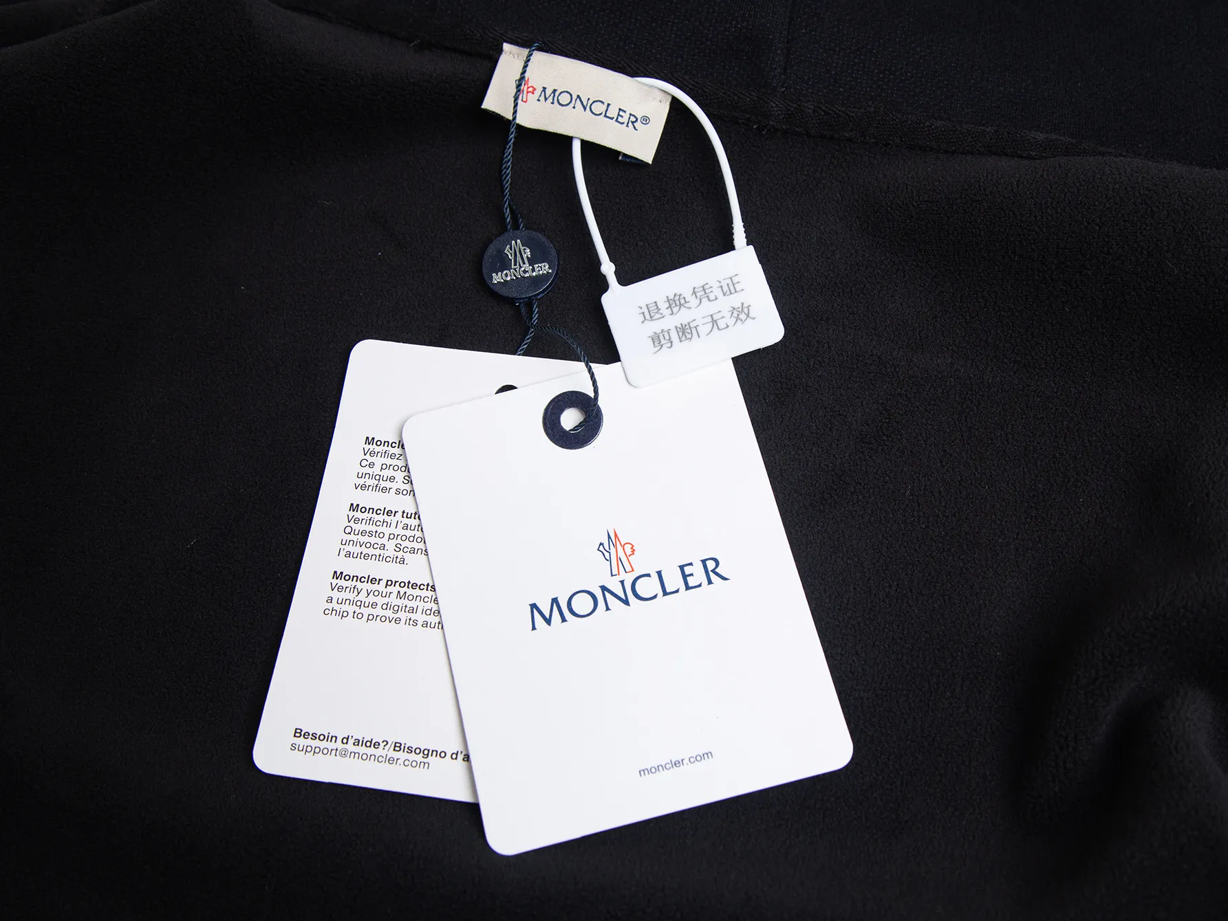 💰Coat 205, trousers 170, velvet style, popular recommendation for foreign trade orders - Moncler official website classic style, logo velvet and thickened casual jacket - Made of exclusive custom-made velvet and thickening, threaded in the same vat, custom-made accessories are complete, exclusive quality difference currency, welcome to compare -Color: black royal blue -Size: M L XL XXL