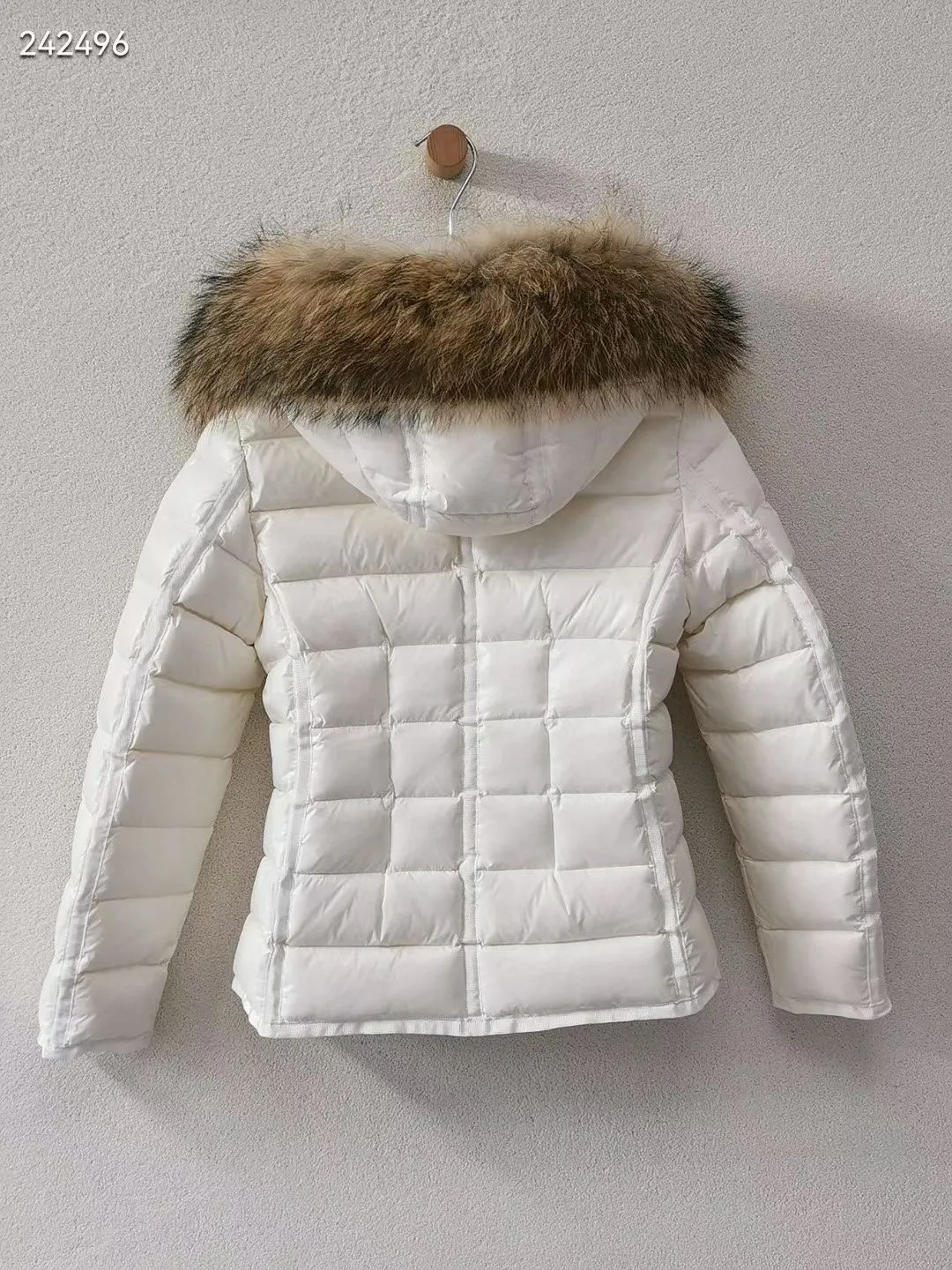 P1180 Moncler Armoise short slim fit women's down jacket, fox fur, imported nylon fabric, zipper closure, black white 1-2-3-4