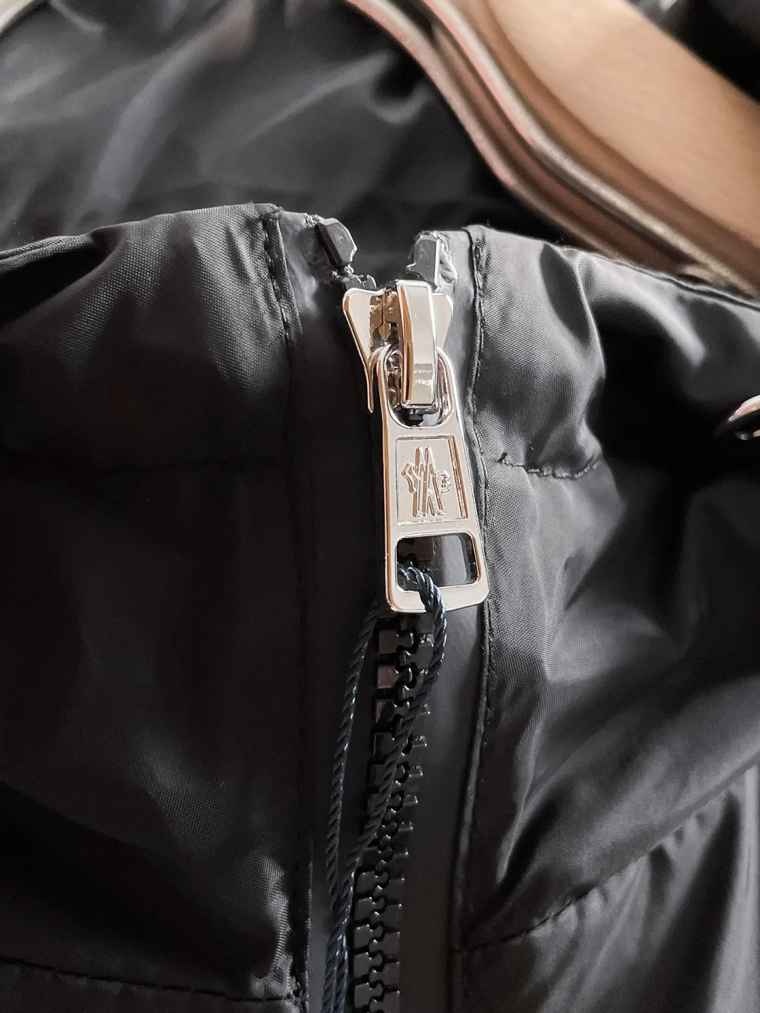 P540 🌸🌸🌸🌸Moncler top original order ❗High-end fabric feels soft and comfortable, and the color is high-end (different from the hard feel in the market) ❗ The new autumn and winter men's casual jackets ❗ have a unique and innovative interpretation of the classic logo, which is in line with the latest design concepts of the season. It is highly recognizable, with a simple khaki design, youthful and energetic, and the style and color matching can be freely worn according to the actual scene. It meets the conventional and orthodox dressing needs that are inclusive of all occasions. The outstanding printed surface is more suitable for street styling. It is highly recognizable, showing the vibrant colors of the city, and is highly moldable and practical!  This model is dominated by fabrics and craftsmanship. The company's customized fabrics are windproof, comfortable and breathable. The upper body is light and unburdened, and the overall details are of super high quality❗ The details are full of craftsmanship, and the accessories are all custom-made. The electroplated metal zippers and snap buttons are quite outstanding. They are very luxurious and high-end. The workmanship is extremely rigorous and elegant. Color: Picture color Size: M, L, xL, xxL, xxxL