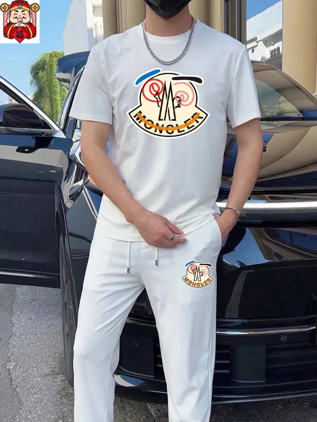 P330 [MONCLER] (Fat Man's Gospel) The same style as the 2025 official website. World-renowned luxury brand. Summer men's (double mercerized) high-quality 🐂 suit. It is made of imported original fabrics. It is a trendy style of the season and a versatile hit. Simple and elegant, precise workmanship allows you to be at the top of fashion. Size: M-5XL (can be worn up to 220 pounds)