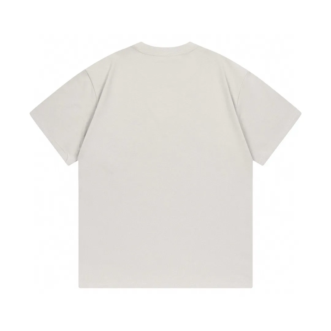 P150 Moncler 2026 early spring new style Mascot letter logo Customized small armband Same style for men and women Short-sleeved T-shirt ·Customized 300g 100% double yarn pure cotton fabric ·Dyeing 32 count double-strand thread ·Collar label, hangtag, main mark and three labels complete Color: Gray Size: XS S M L