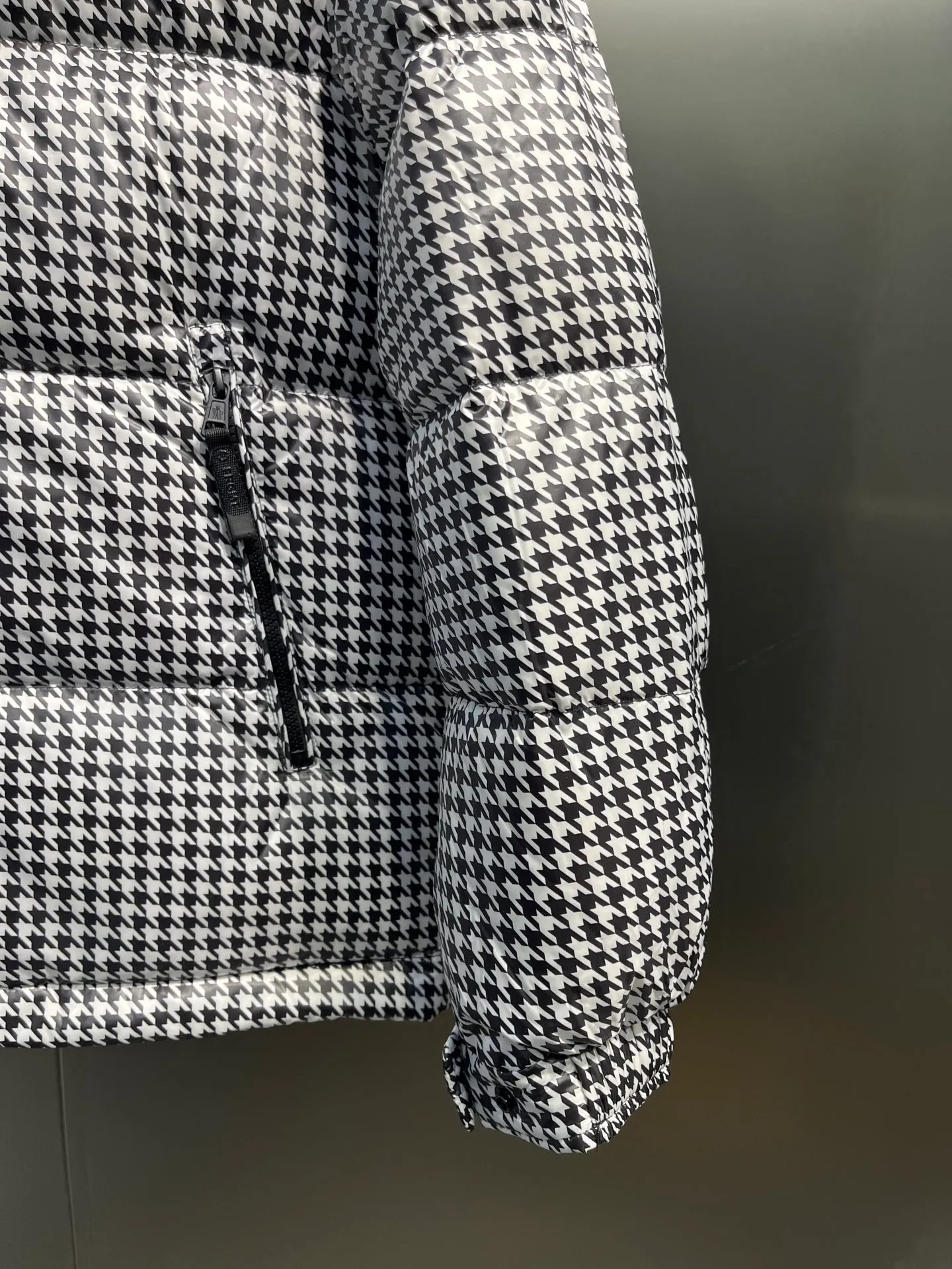 P660 moncler 🌟 Men's SOCOTRINE short houndstooth down jacket 12345