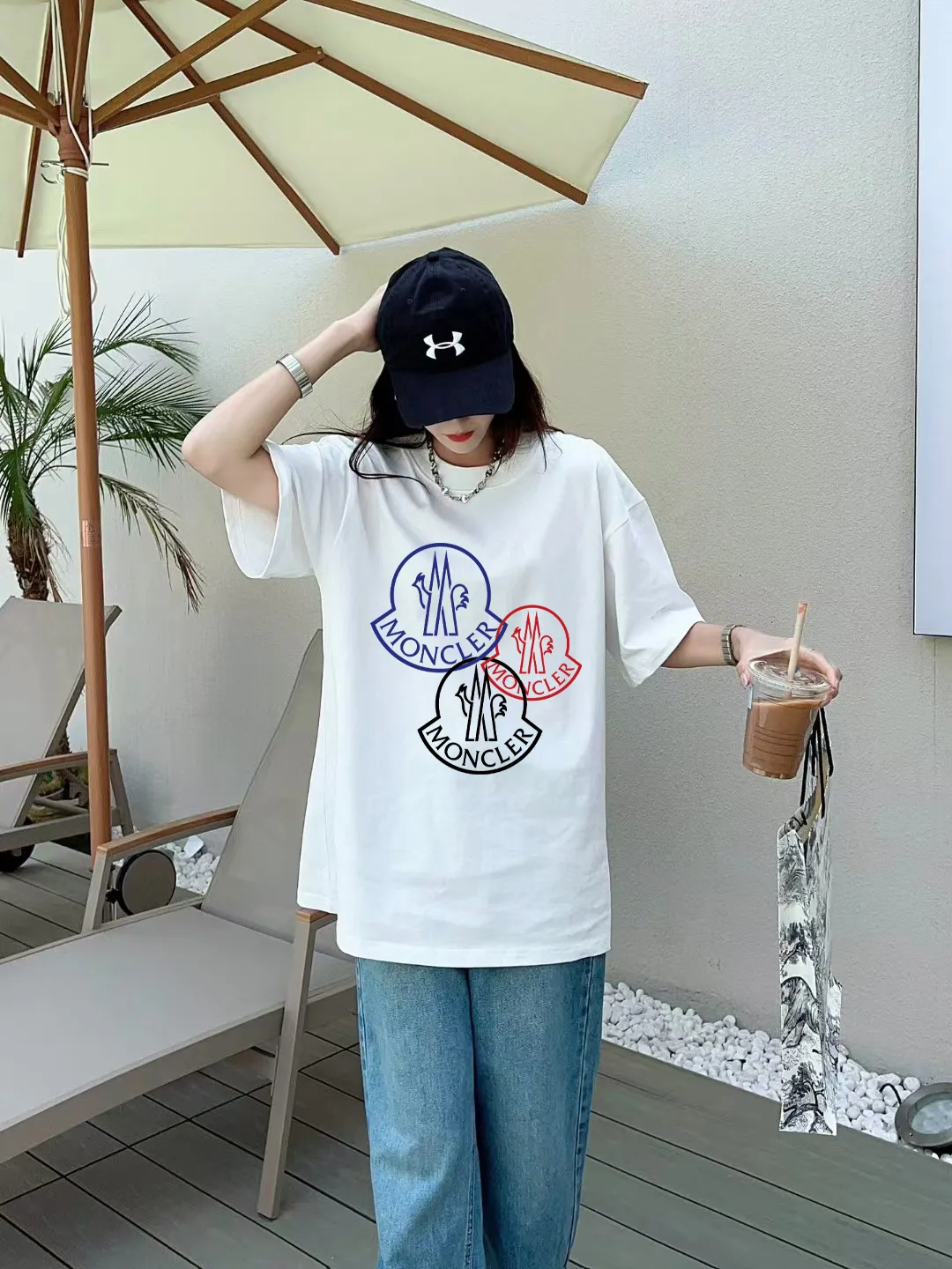 P140 [Moncler] 2025FW short-sleeved T-shirt LOGO printing, high-end 26s double yarn 300g fabric, heavy fabric, custom stretcher rib, same vat and dye, complete three standards, same style for men and women, color: black, white, size: S M L XL 2XL