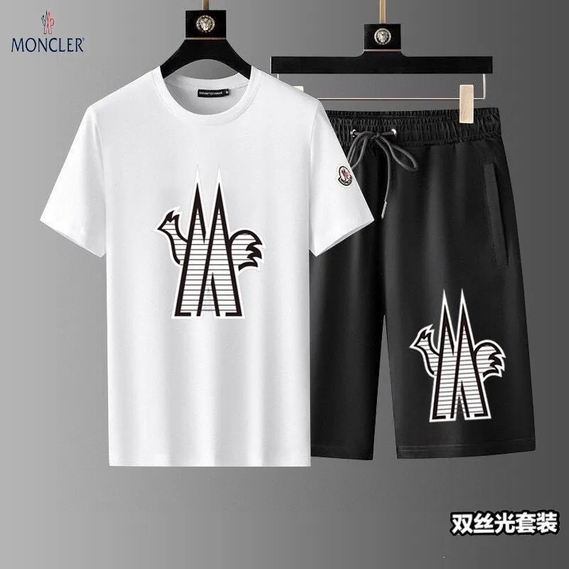 P280 Brand [MONCLER] 2025 new men’s short-sleeved shorts suit! Synchronous sales on the official website! High-end version on the market! It feels delicate and soft! Make you more comfortable to wear! The draped silhouette is awesome! Size: M-5XL (please state your height and weight when placing an order)