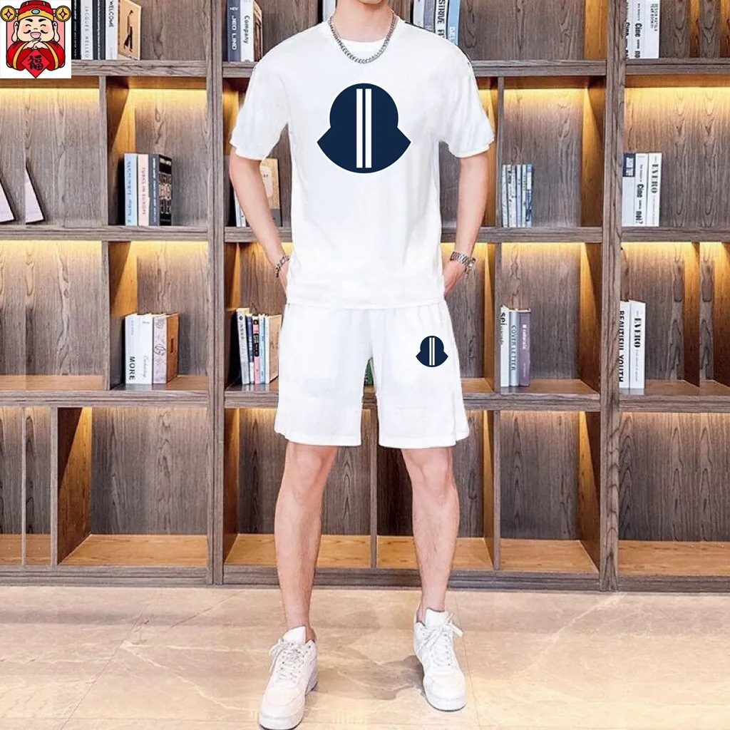 P280 Brand [MONCLER] 2025 new men’s short-sleeved shorts suit! Synchronous sales on the official website! High-end version on the market! It feels delicate and soft! Make you more comfortable to wear! The draped silhouette is awesome! Size: M-5XL (please state your height and weight when placing an order)