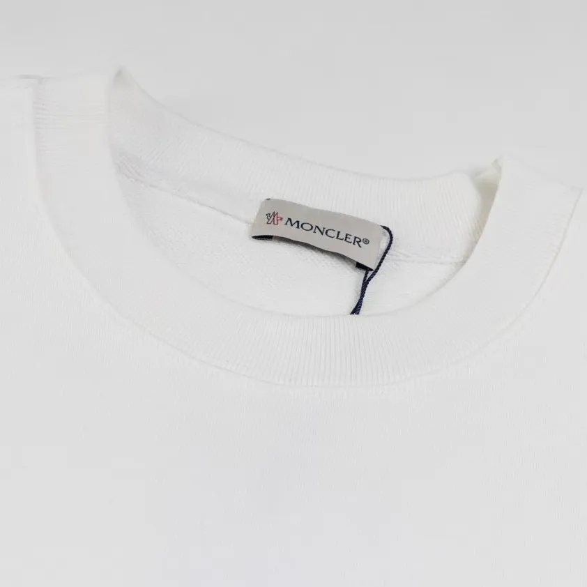 P240 Recommend the most popular Moncler masked 380g printed terry crew neck sweatshirt. Breathable pure cotton fabric. The texture is very soft and comfortable. No shrinkage, no deformation, no pilling). Original customized accessories. Collar label. Wash mark. Hang tag. Packaging (perfect details). Color: White. Black. Size: XS S M L.