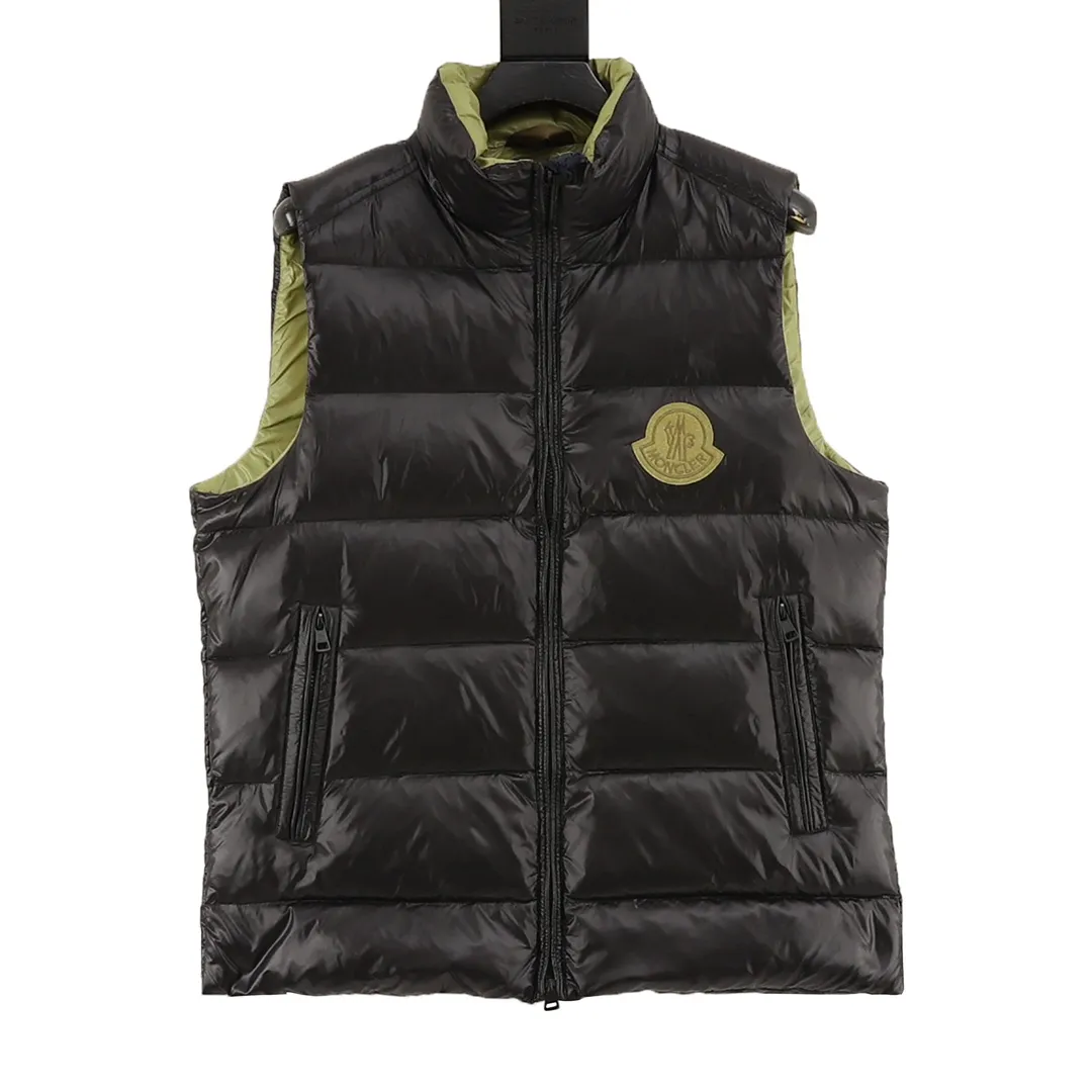 P880 𝐌𝐎𝐍𝐂𝐋𝐄𝐑 vest Green Fat Man’s vest 𝐒𝐢𝐳𝐞:𝟏-𝟓