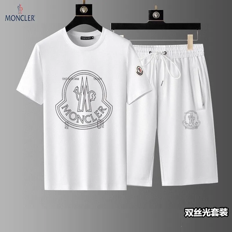 P280 Brand [MONCLER] 2025 new men’s short-sleeved shorts suit! Synchronous sales on the official website! High-end version on the market! It feels delicate and soft! Make you more comfortable to wear! The draped silhouette is awesome! Size: M-5XL (please state your height and weight when placing an order)