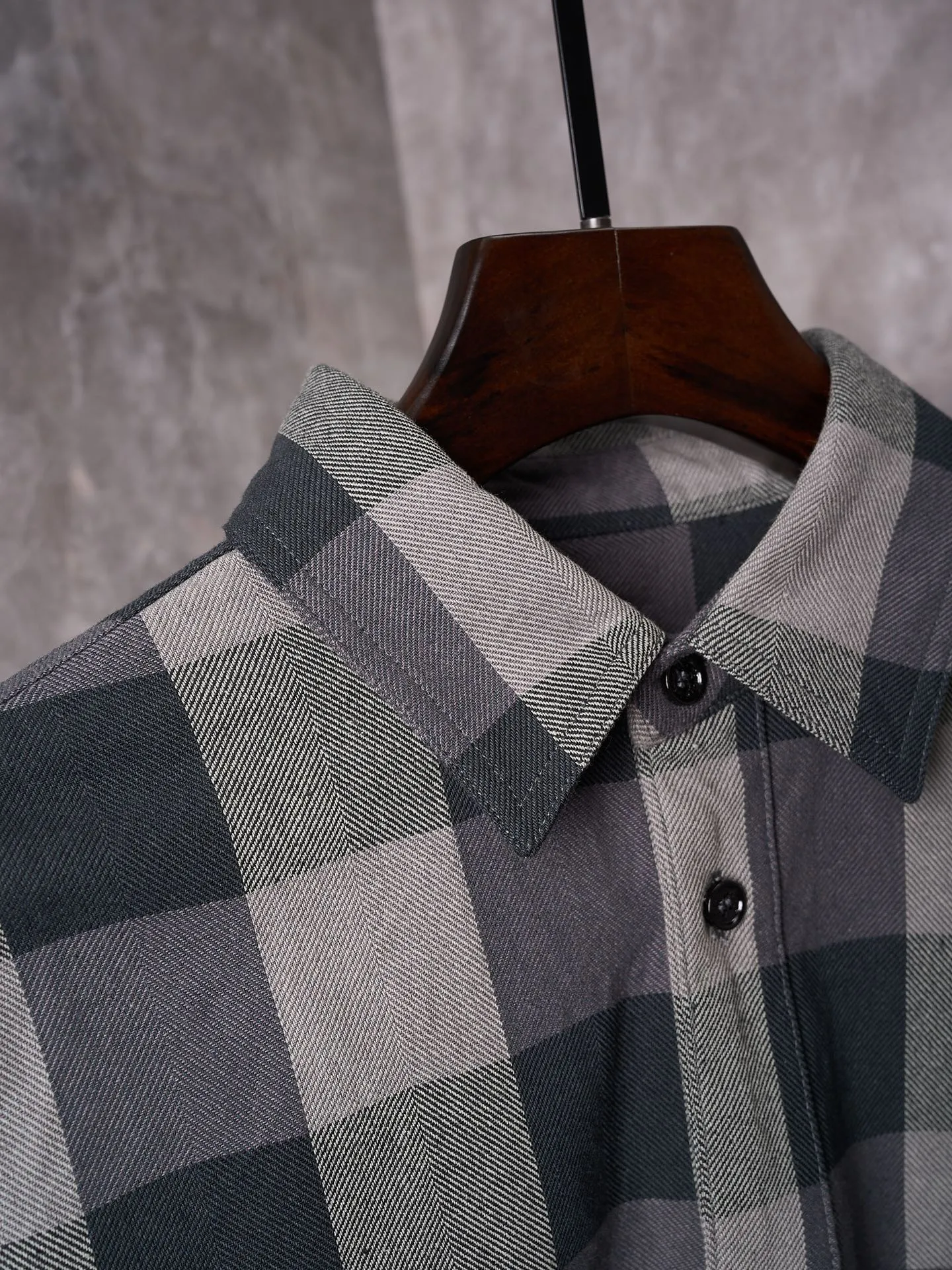 P500 Actual hanging auction] Moncler x Mercedes-Benz/Moncler x Mercedes-Benz joint cotton embroidered logo plaid shirt [Ready stock] 46 48 50 52