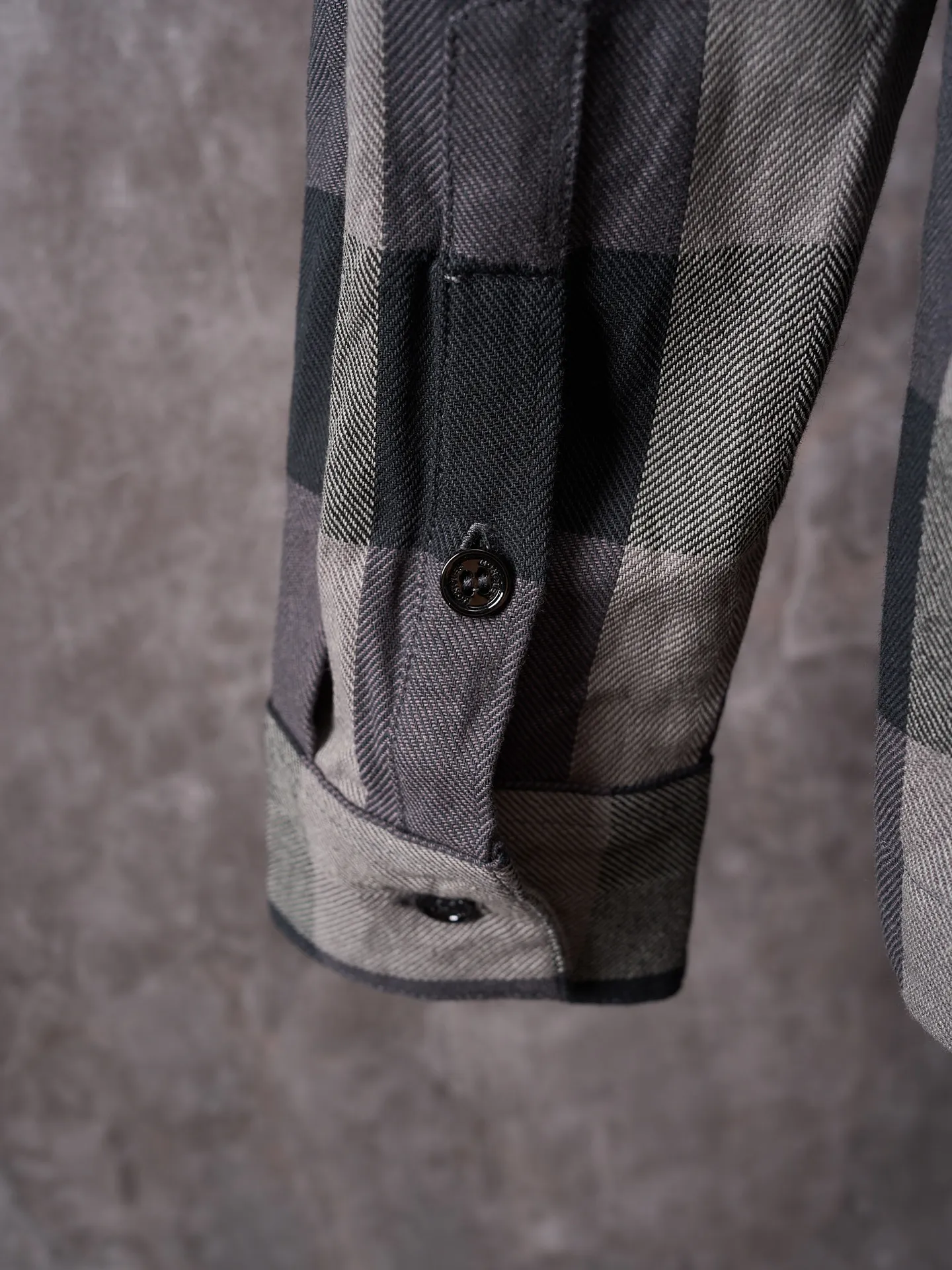 P500 Actual hanging auction] Moncler x Mercedes-Benz/Moncler x Mercedes-Benz joint cotton embroidered logo plaid shirt [Ready stock] 46 48 50 52