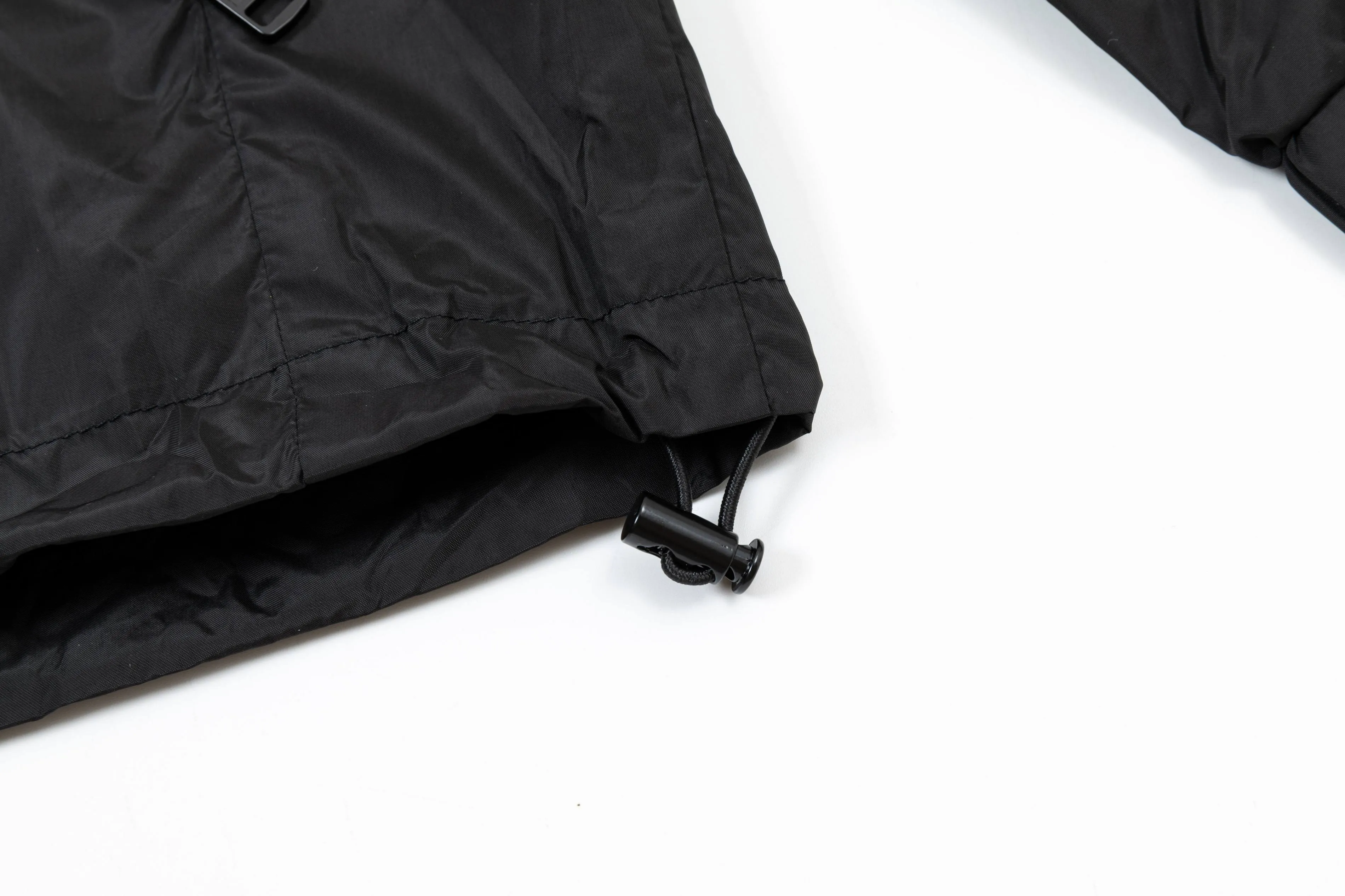 P410 2025 MONCLER new autumn and winter products Customized hardware Embroidered Logo. High-quality hooded jacket Mainly recommended version Selected custom fabrics Higher grade High-density memory brushed lining More fashionable and comfortable High-standard customization The upper body is very stylish Classic and versatile Can be matched with any fashion The fit is super good and highly recommended!  Color: royal blue black Size: M-3XL