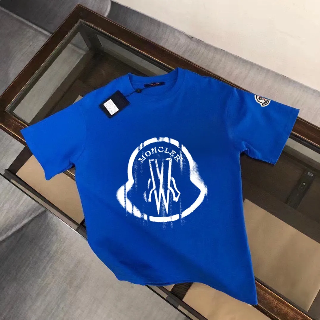 P140 Brand [MONCLER] (Good News for Fat People) original men's casual short-sleeved T-shirt, new product for spring and summer 2025, customized top-notch logo craftsmanship on the chest, matched with the entire details, quality and tailoring design are first-class, customized imported mercerized cotton fabric! Full of style, the color scheme is light and versatile. M-5XL (wear up to 220 pounds)