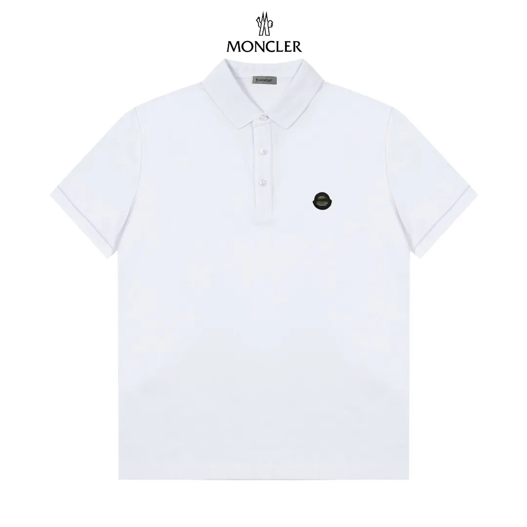 P180 Moncler Moncler classic LOGO exquisite Polo shirt upgraded, inspired by the retro of the 1980s. Original fabric Official same style Customized same vat dyed fabric Very comfortable to the touch Latest brick cabinet synchronization for spring and summer Fashionable and personalized Super versatile and good-looking Suitable for both men and women A must-have style Tag Collar label Washed wheat Complete with three labels Color: White Black Size: M-3XL