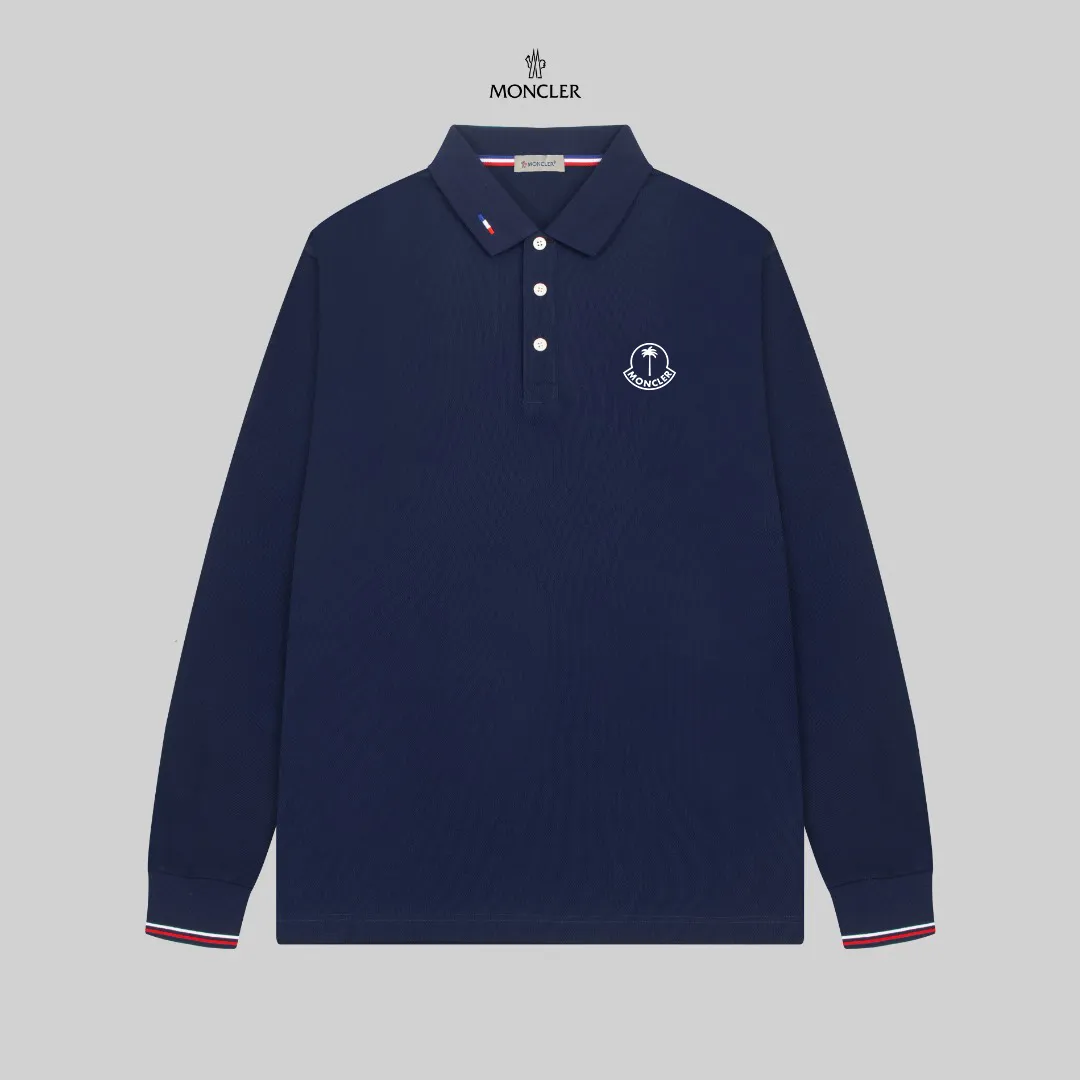 P210 Moncler official website lapel long-sleeved Polo shirt.  A simple yet refined T-shirt. The best item to create a modern and elegant look. Excellent channel product! Customer-supplied Piquet porous fiber pique cotton fabric, which can be called a "breathing fabric."  The unparalleled texture is inseparable from the exquisite materials used in craft tailoring. The craft knitted quilted design makes the hand feel extremely smooth and delicate without any roughness. The original logo design is more luxurious and noble. The upper body is comfortable and classy. The hand feels very smooth and soft. It can be easily controlled regardless of business, fashion or leisure. The age span is very large, which conforms to the trendy and practical dressing customs. It is the first choice for senior urban fashion people.  Black/white/Tibetan orchid Size: M~3XL