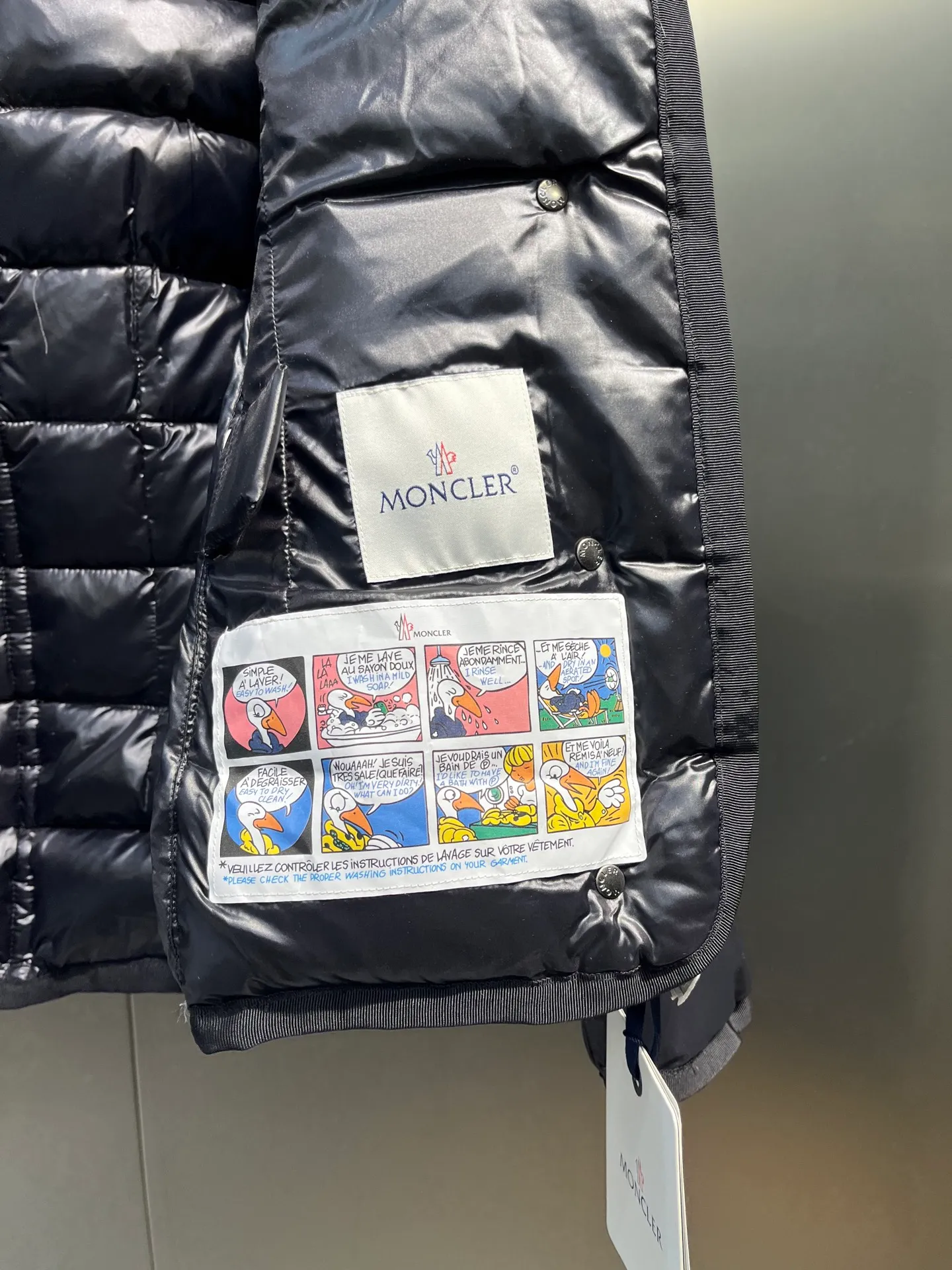 P1160 Moncler Armoise short slim fit women's down jacket, oversized fox fur, imported nylon fabric zipper closure Size: 1-2-3-4