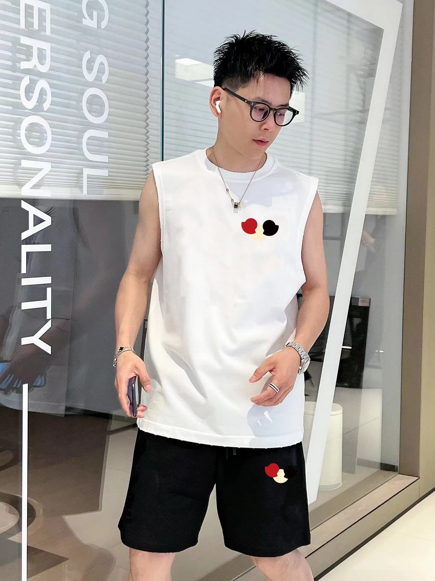 P290 💰 Brand [MONCLER] 2025 spring and summer new vest suit, classic and simple style, anyone can drive easily. Imported custom mercerized cotton fabric, soft, comfortable and stylish, sweat-absorbent and breathable, classic brand letter logo design on the chest. Luxurious fashion craft style, foreign trade company order, luxury classic design, fashionable must-have item! Highly recommended to buy! 🔺🔺Counter size: M～3XL