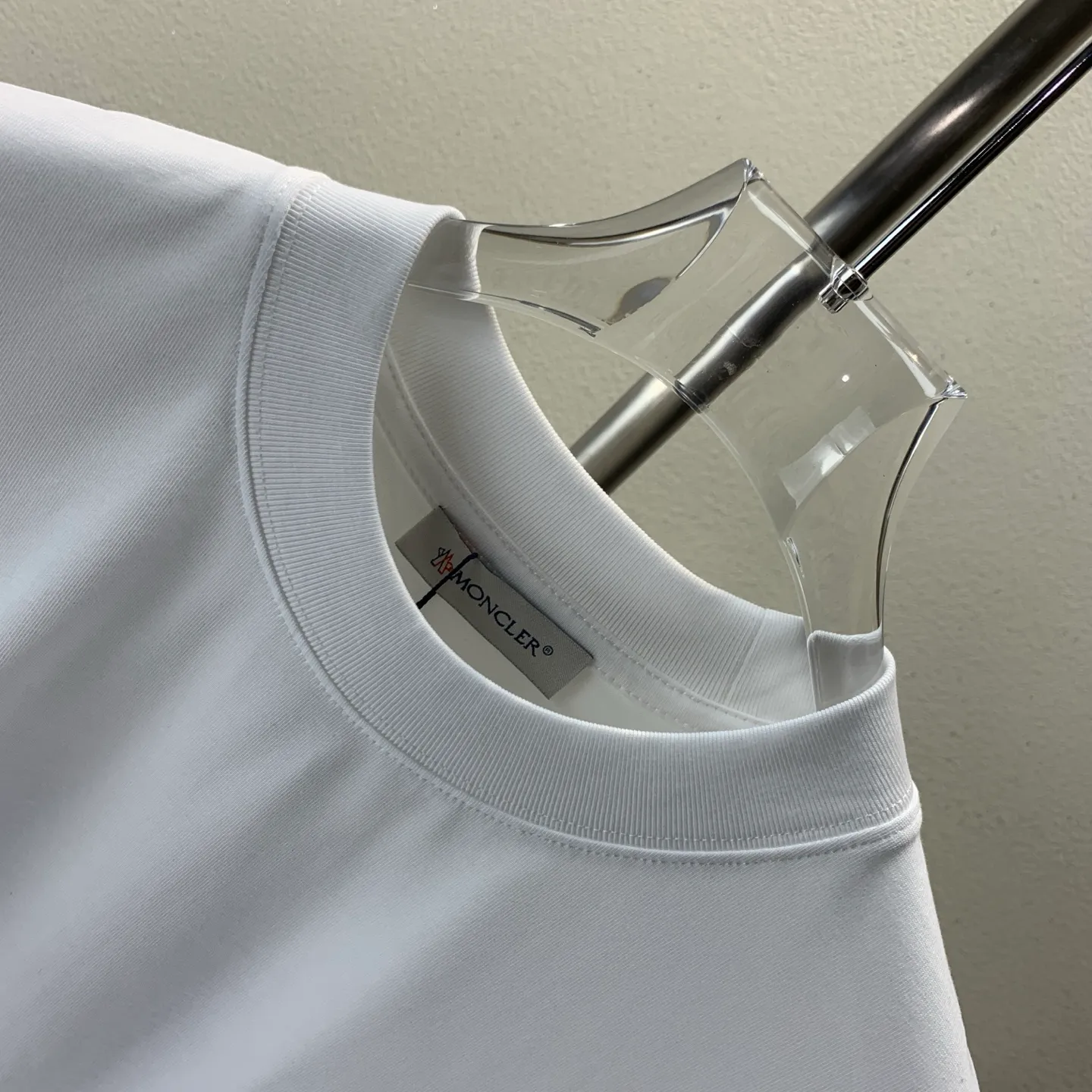 P180 MONCLER 2025 spring and summer new style, personalized denim embroidery, round neck short-sleeved T-shirt, fashionable men and women, S M L XL XXL five sizes black white