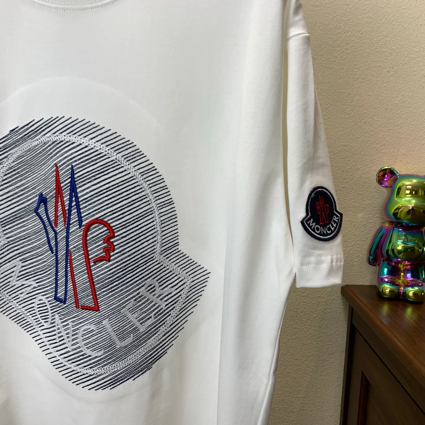 P170 MONCLER 2025 spring and summer new style, personalized logo embroidery, round neck short-sleeved T-shirt, fashionable men and women, S M L XL XXL five sizes black white