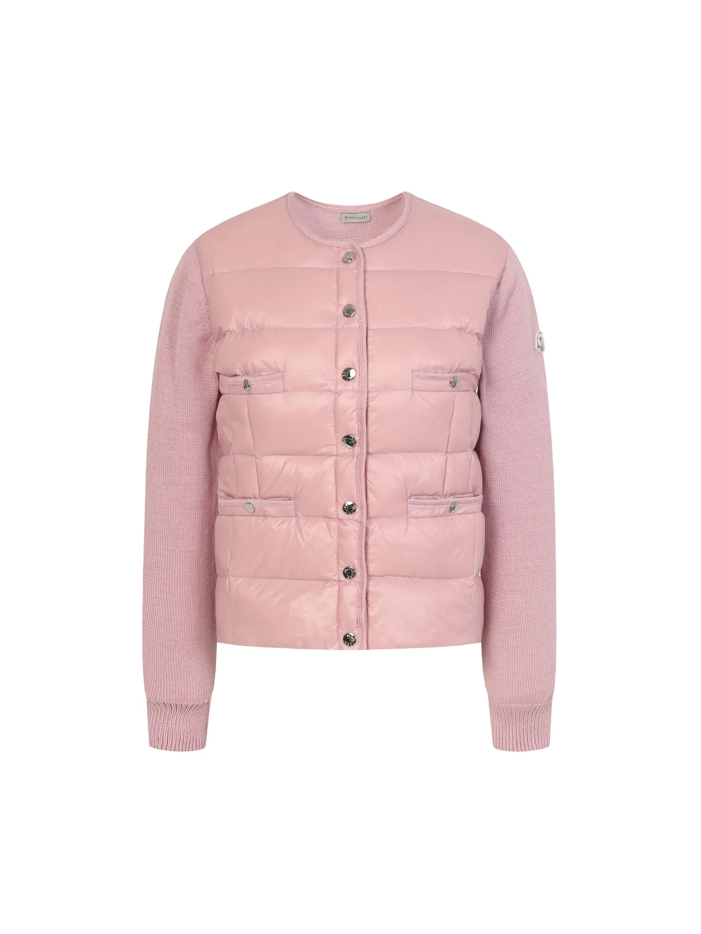 P640 Moncler/Moncler's new knitted splicing down jacket. Moncler always has an elegant and high-end charm. It is beautiful and grand when worn. Even down can be worn with a sense of fashion and high-end. Always wear warmth to show elegance and grandeur. Half-filled down jacket, small waisted half-filled down jacket, an excellent choice for transitional seasons. A close-fitting companion for sports, can be worn as a base or alone. Color: black/pink/beige Size: S M L