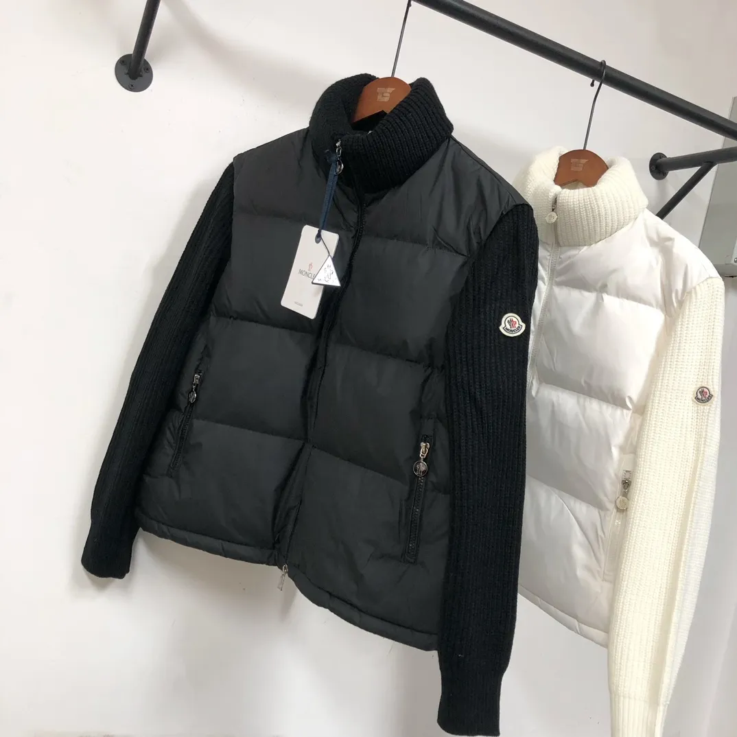 P600 💛Women's Moncler TRICOT women's patchwork wool down jacket, with stand-up collar and thick wool design, original molded hardware, and down filling, which can create a variety of looks according to the weather. A down jacket with great design and good looks, you can buy it directly with quality control. It is a high-end product not to be missed! ! Color: Black White Size: S M L