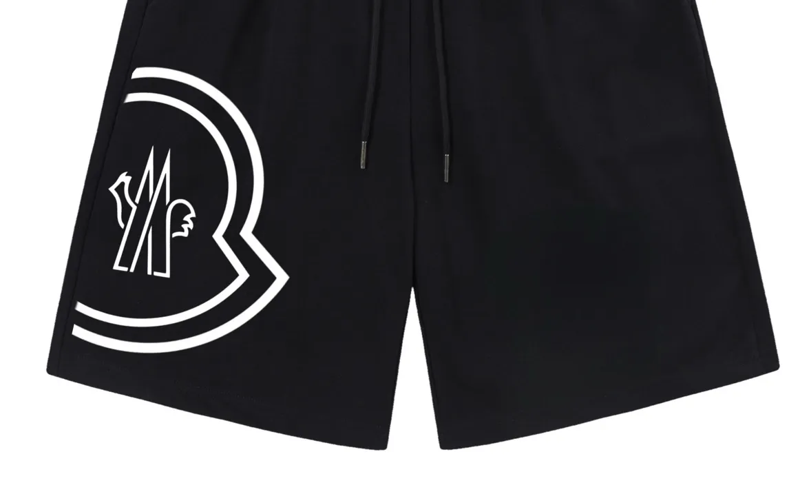P170 Moncler 2025 new style, light luxury, defective logo printing, essential for daily commuting for men and women, casual shorts · Customized terry fabric · Elastic + drawstring adjustable waist · Complete waist tag and three wash marks Color: Black Size: XS S M L