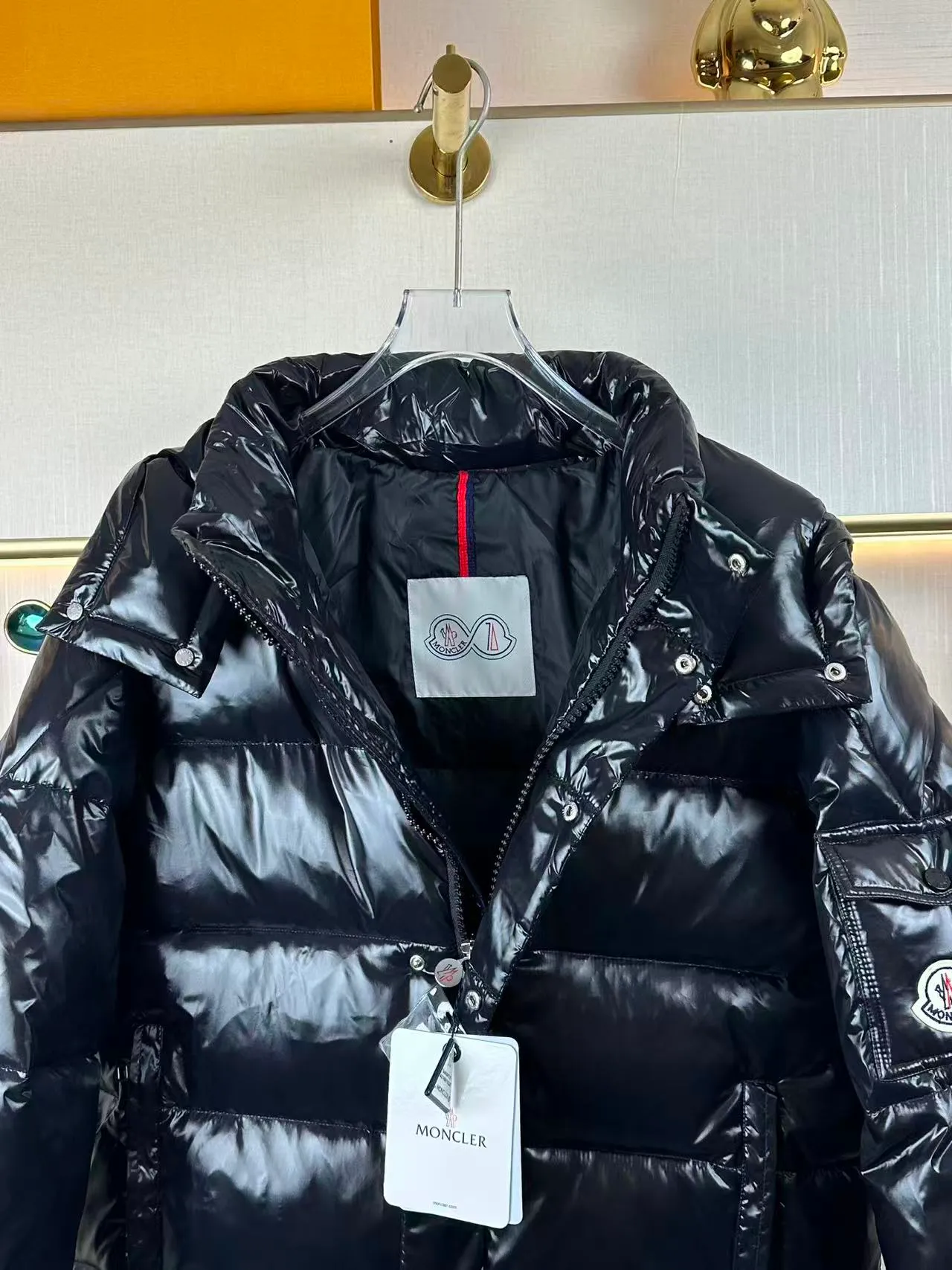 P660 new winter cotton clothing, Mengjia Maya classic style, same style for men and women, excellent thermal insulation effect, three-proof nylon material, custom zipper, double-layer gallbladder, Moncler/mask, two-color black, white, size M.L.XL.2XL3XL,