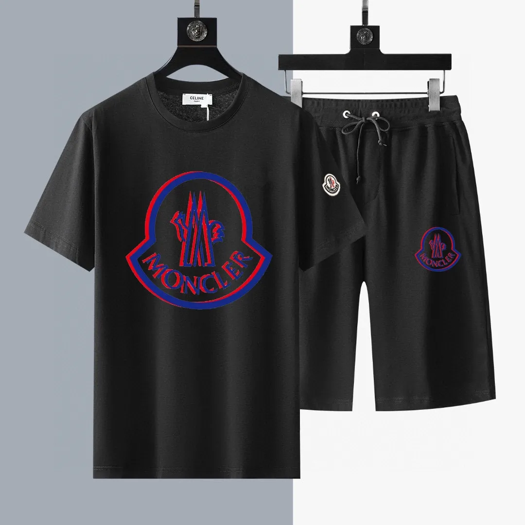 P280 Brand [MONCLER] 2025 new men’s short-sleeved shorts suit! Synchronous sales on the official website! High-end version on the market! It feels delicate and soft! Make you more comfortable to wear! The draped silhouette is awesome! Size: M-5XL (please state your height and weight when placing an order)