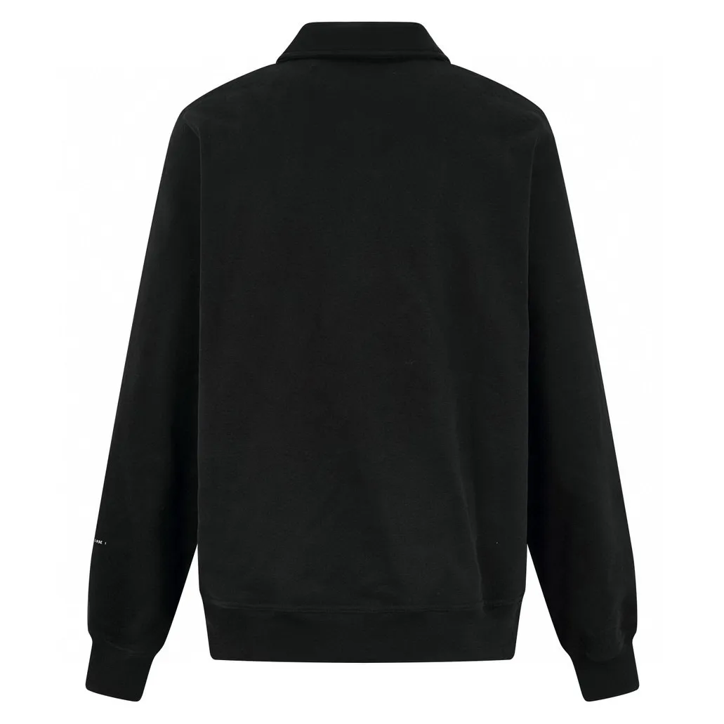 P360 exclusive supply] Moncler Hiroshi Fujiwara co-branded lapel sweatshirt. The original version was purchased for 4,800 and developed. The fabric is made of customized soft cotton velvet fabric. It is delicate and soft, comfortable and close to the skin. It is based on pure and rich black. Moncler Highlight the brand style. Half-chain style exudes a sense of luxury from the inside out. Find the perfect balance between simplicity and sophistication, using imported machine embroidery technology. Use advanced computer control systems and precision mechanical components to realize Moncler Genius embroidery operations with high precision. The lines are smooth and delicate, using glue printing. Moncler Not easy to shrink, not easy to fade, maintain long-term beauty. Size:S-M-L-XL