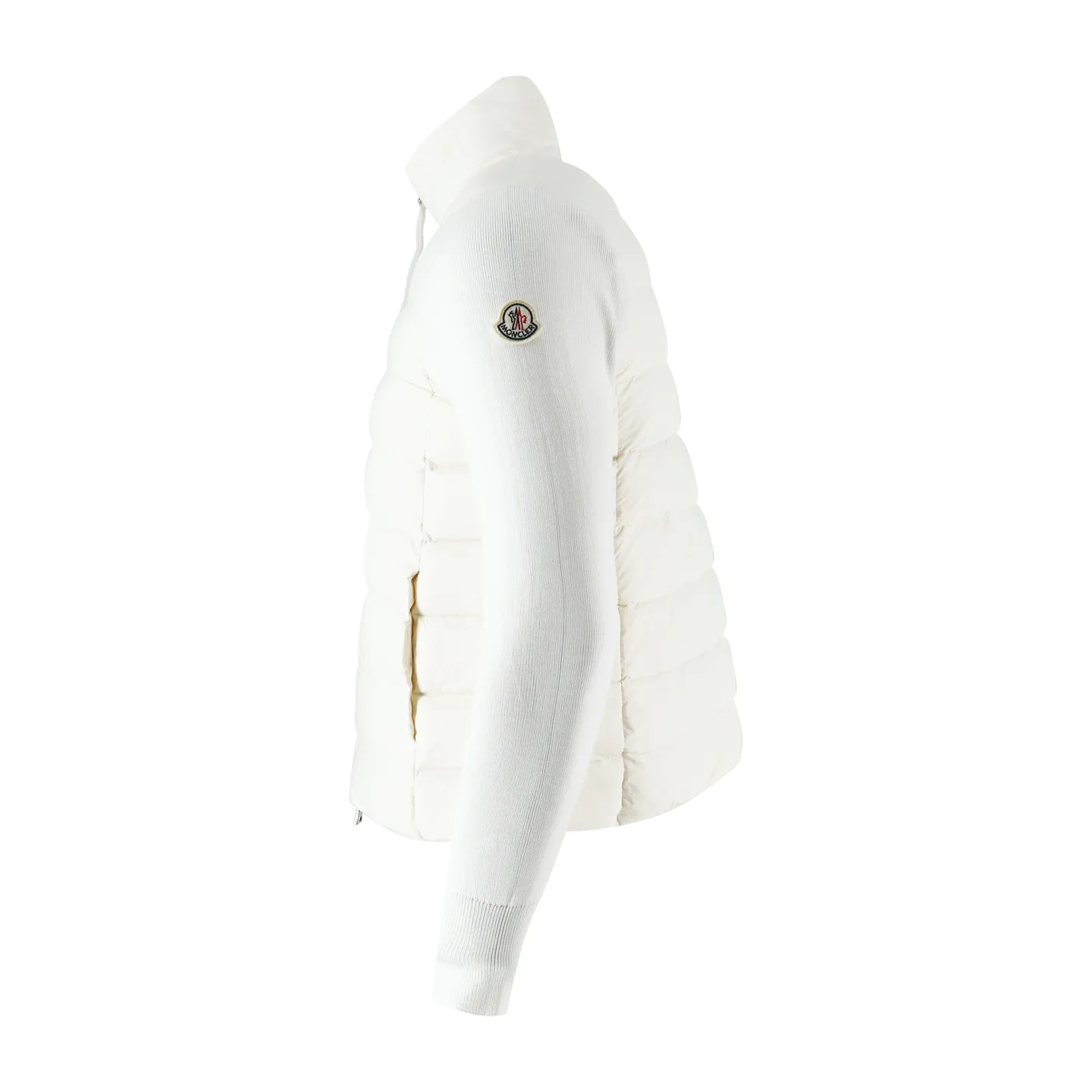 P870 Moncler wool splicing women's down jacket (white) was originally purchased for 7,675 and developed. It is made of nylon and polyester composite fabrics. It uses precision textile technology to create a surface layer that is both wear-resistant, windproof and light. It gives the fabric tear resistance and is suitable for the durability needs of daily wear. The zoned quilting and down filling technology uses precise quilting thread layout to evenly lock 90 white goose down in each "down bin". This process not only prevents the down material from shifting and clumping during wearing, but also maximizes the fluffiness and warmth of goose down; the brand logo patch on the chest is exquisitely arranged and has a high-quality texture; the long-sleeved rib cuffs achieve a fitted version through three-dimensional cutting technology. The elasticity of the rib fabric complements the crispness of the down jacket body. The overall wiring is straight and delicate, the fabric is comfortable and soft, and the color is consistent without color difference. It can be matched with the same style to create a fashionable look and suit various occasions. Customized accessories and complete three standards. Size:S-M-L