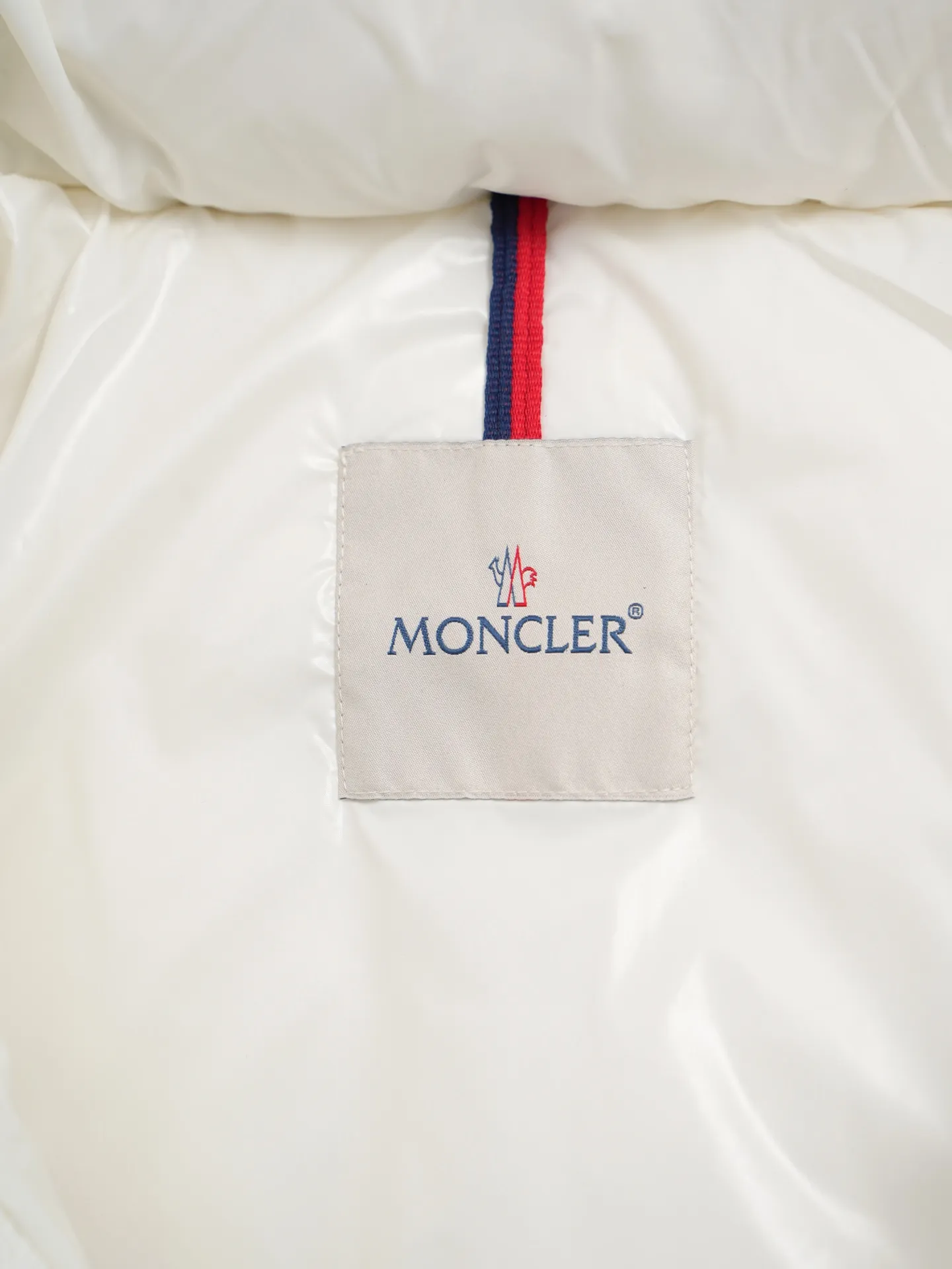 P640 Moncler Moncler Maya Men's Outdoor Down Jacket White
