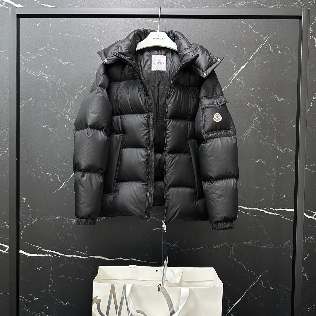 P860 𝑴𝒐𝒏𝒄𝒍𝒆𝒓｜Moncler/Moncler 25𝒔𝒔 Couyere new autumn and winter hooded [removable] light luxury fashion star's same style thickened down jacket for men and women T62# 𝑺𝒊𝒛𝒆：𝟭# 𝟮# 𝟯# 𝟰# 𝟱# Product color: black, silver gray