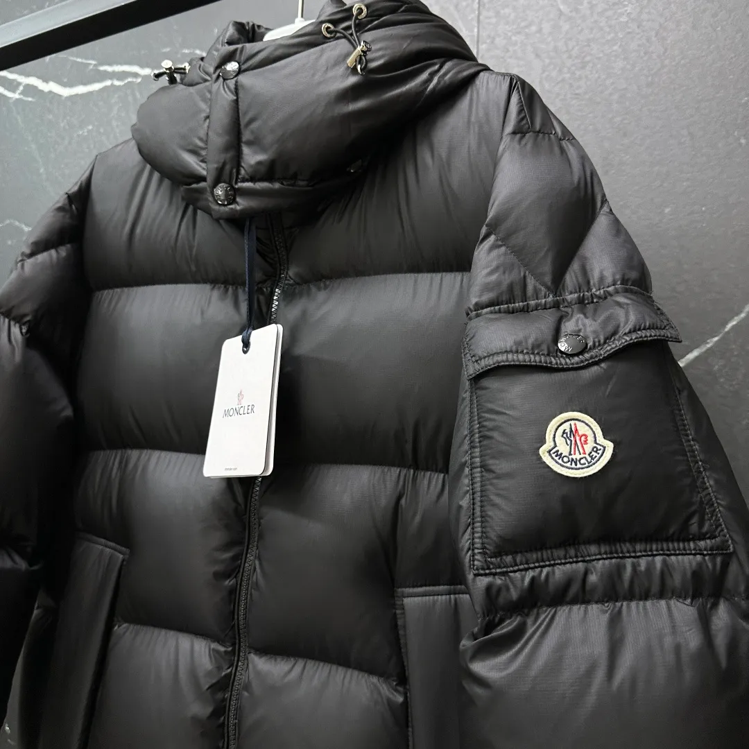 P860 𝑴𝒐𝒏𝒄𝒍𝒆𝒓｜Moncler/Moncler 25𝒔𝒔 Couyere new autumn and winter hooded [removable] light luxury fashion star's same style thickened down jacket for men and women T62# 𝑺𝒊𝒛𝒆：𝟭# 𝟮# 𝟯# 𝟰# 𝟱# Product color: black, silver gray