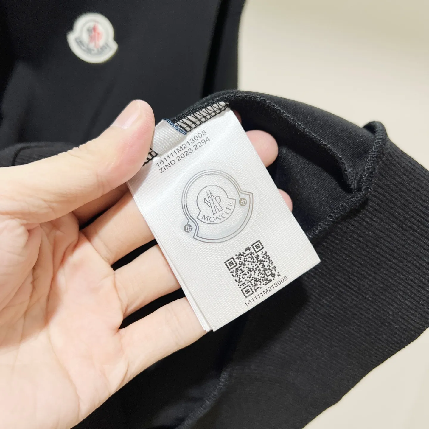 P270 MONCLER/Mask Customized fabric suit zipper jacket Simple side webbing splicing craftsmanship brand chapter logo Official synchronization High version High quality Fashion personality Versatile trend Pure original quality Original fabric Hang tag Collar label Washed wheat Complete with three standards Color: Black. Blue. Gray. Size: S-2XL