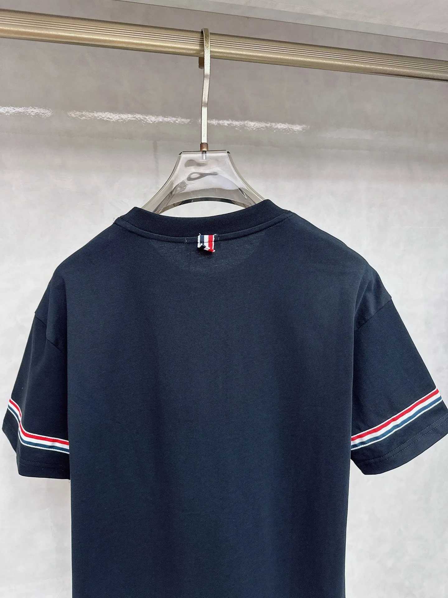 P560 Brand [MONCLER Mouth Covered] 2025 round neck short-sleeved shorts suit. The pure cotton fabric upper body will not be stuffy, the smooth and comfortable skin-friendly effect is more breathable, the fabric has its own texture, classic logo technology, a new interpretation from a unique angle, the first choice for fashion and versatility! Size: M-3XL (maximum wear: 190 pounds)