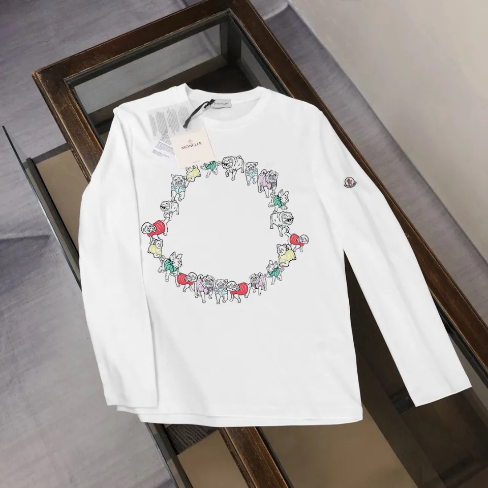 P180, a non-off-the-shelf model, you can trust it. Moncler printed long-sleeved T-shirt, 240g breathable cotton fabric, very soft and comfortable texture, does not shrink, does not deform, does not ball), can be worn alone as a base layer. Original customized accessories, collar label, care mark, hangtag, packaging (perfect details) Color: White Black Size: XS S M L