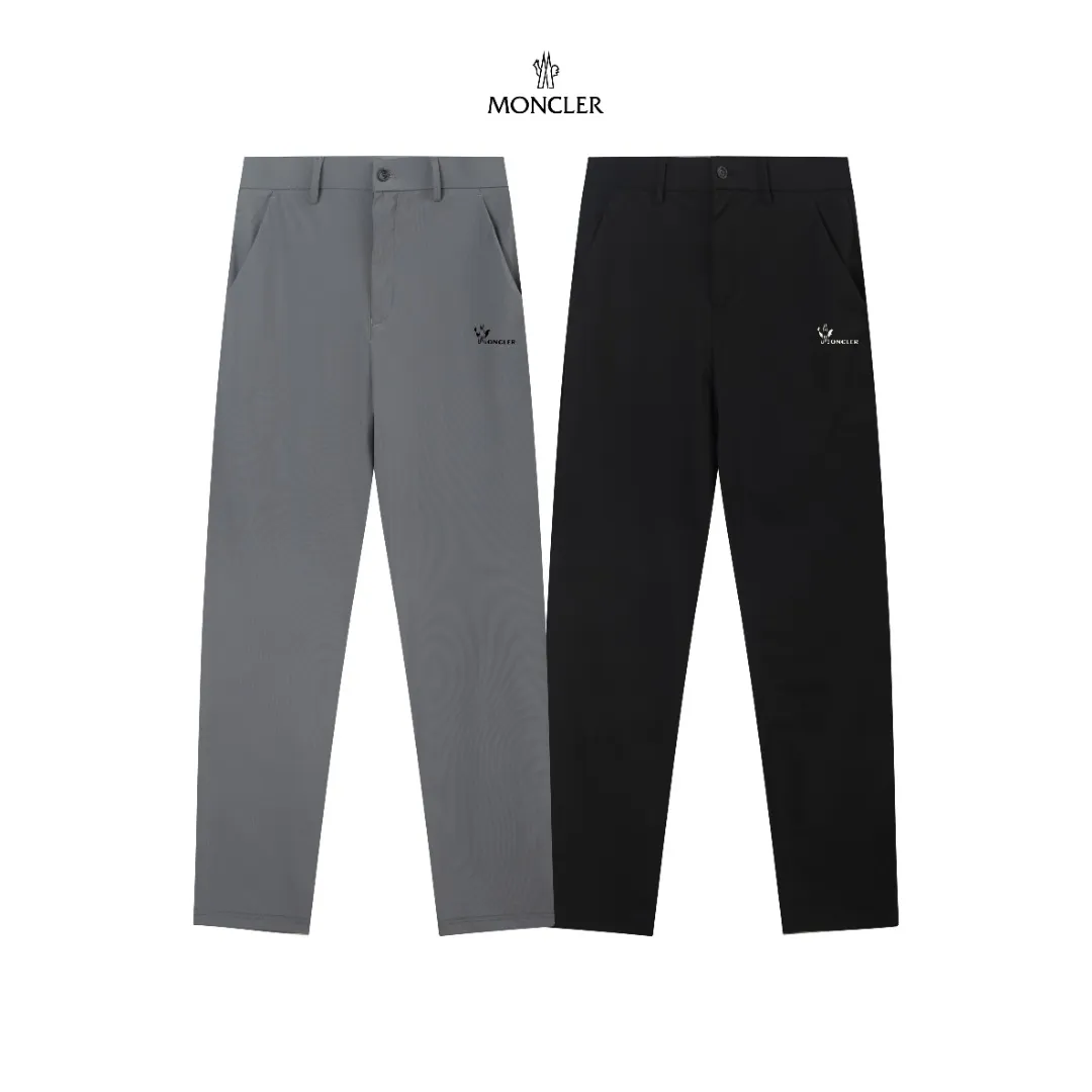 P250 Moncler spring and summer new model, two-color high-quality thin business casual fashionable ice silk trousers. Smooth, comfortable, anti-wrinkle and traceless good trousers. 🗯Soft texture, slightly elastic to the touch, cool ice silk trousers. Waist elastic band, fashionable version design. 🗯 Neat and neat line routing, suitable for both business and leisure! It can be easily controlled by all body types. Two classic colors are available. 🗯New summer product. Versatile and easy to match. The upper body is very simple, handsome and stylish. Both men and women can easily control it. Color: Black Gray Size: M-XXXL