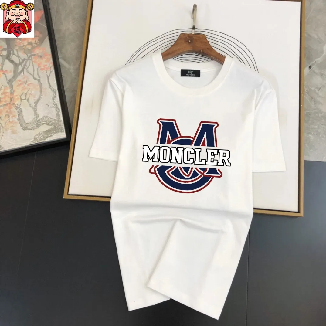 P280 Brand [MONCLER] 2025 new men’s short-sleeved shorts suit! Synchronous sales on the official website! High-end version on the market! It feels delicate and soft! Make you more comfortable to wear! The draped silhouette is awesome! Size: M-5XL (please state your height and weight when placing an order)