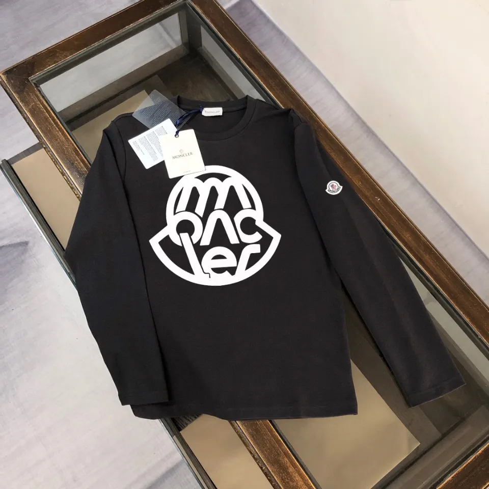 P180, a non-off-the-shelf model, you can trust it. Moncler printed long-sleeved T-shirt, 240g breathable cotton fabric, very soft and comfortable texture, does not shrink, does not deform, does not ball), can be worn alone as a base layer. Original customized accessories, collar label, care mark, hangtag, packaging (perfect details) Color: White Black Size: XS S M L