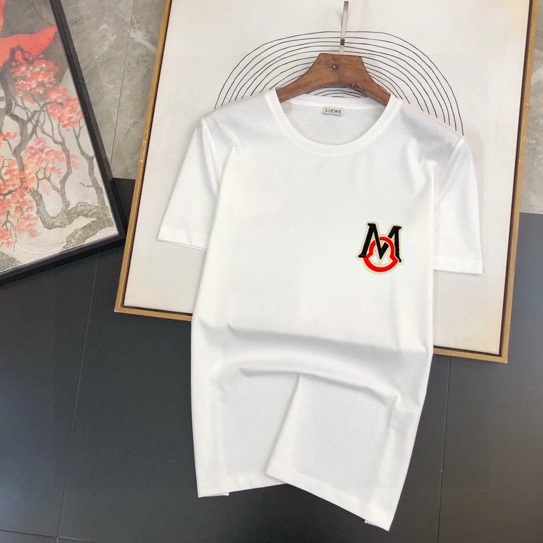 P140 Brand [MONCLER] (Good News for Fat People) original men's casual short-sleeved T-shirt, new product for spring and summer 2025, customized top-notch logo craftsmanship on the chest, matched with the entire details, quality and tailoring design are first-class, customized imported mercerized cotton fabric! Full of style, the color scheme is light and versatile. M-5XL (wear up to 220 pounds)