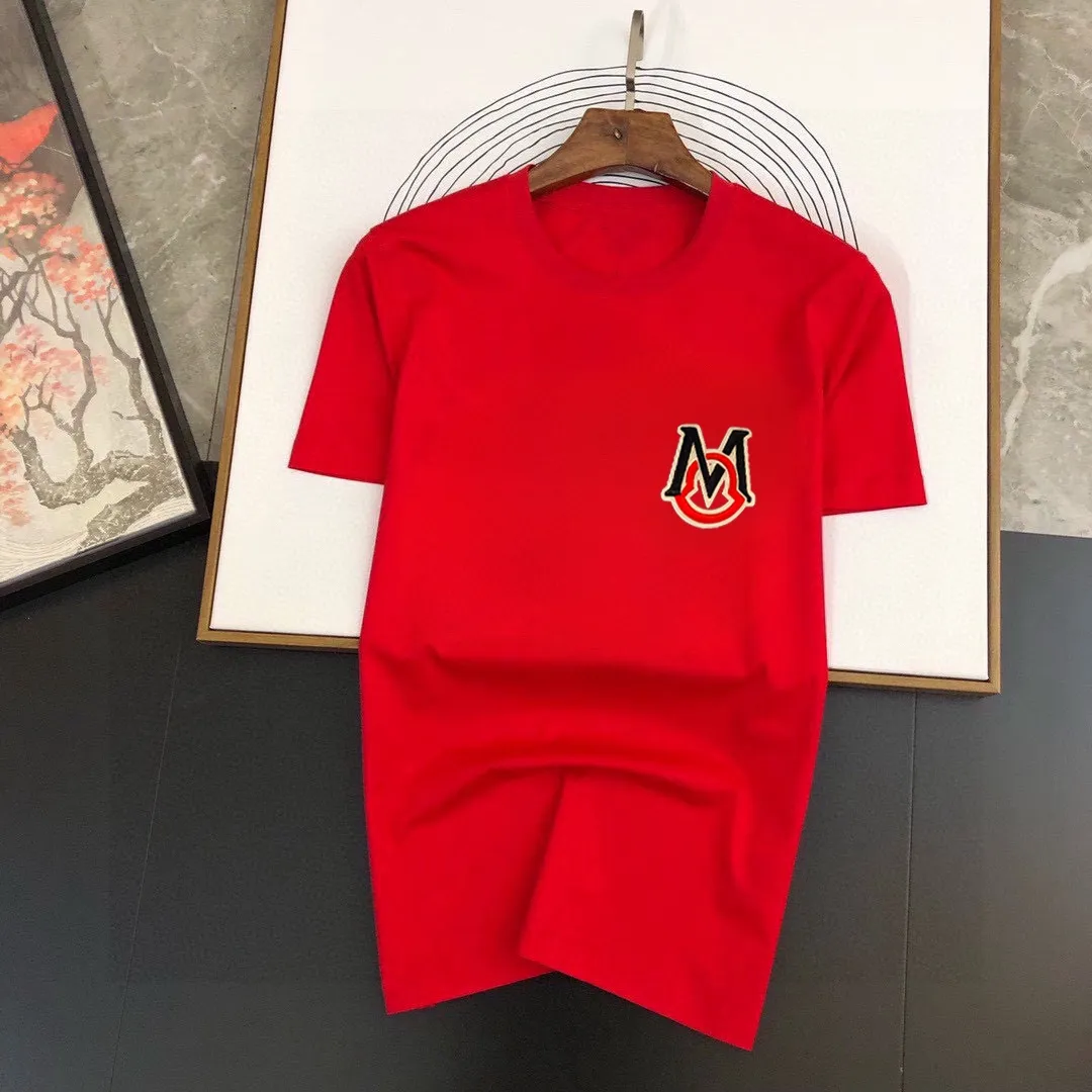 P140 Brand [MONCLER] (Good News for Fat People) original men's casual short-sleeved T-shirt, new product for spring and summer 2025, customized top-notch logo craftsmanship on the chest, matched with the entire details, quality and tailoring design are first-class, customized imported mercerized cotton fabric! Full of style, the color scheme is light and versatile. M-5XL (wear up to 220 pounds)